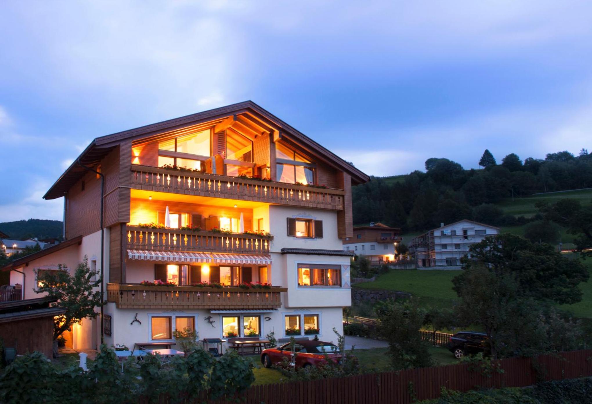 Haus Sonnegg Sonnenuntergang