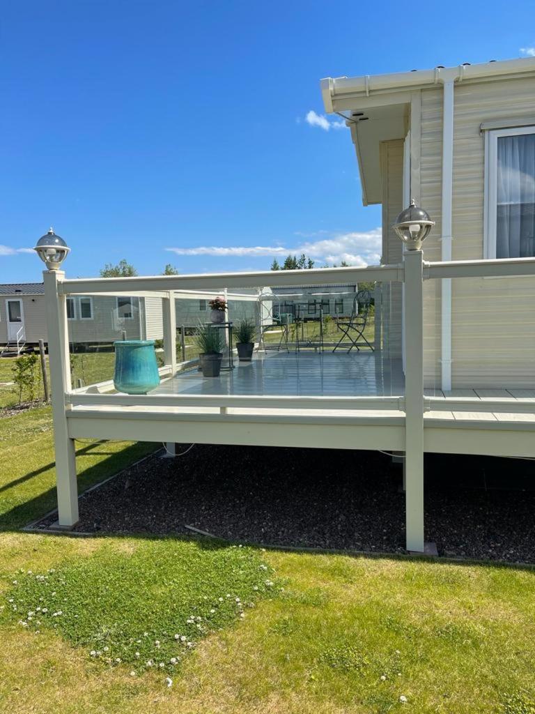 Seton sands holiday park - Premium caravan - 2 bedroom sleeps 4 view 4