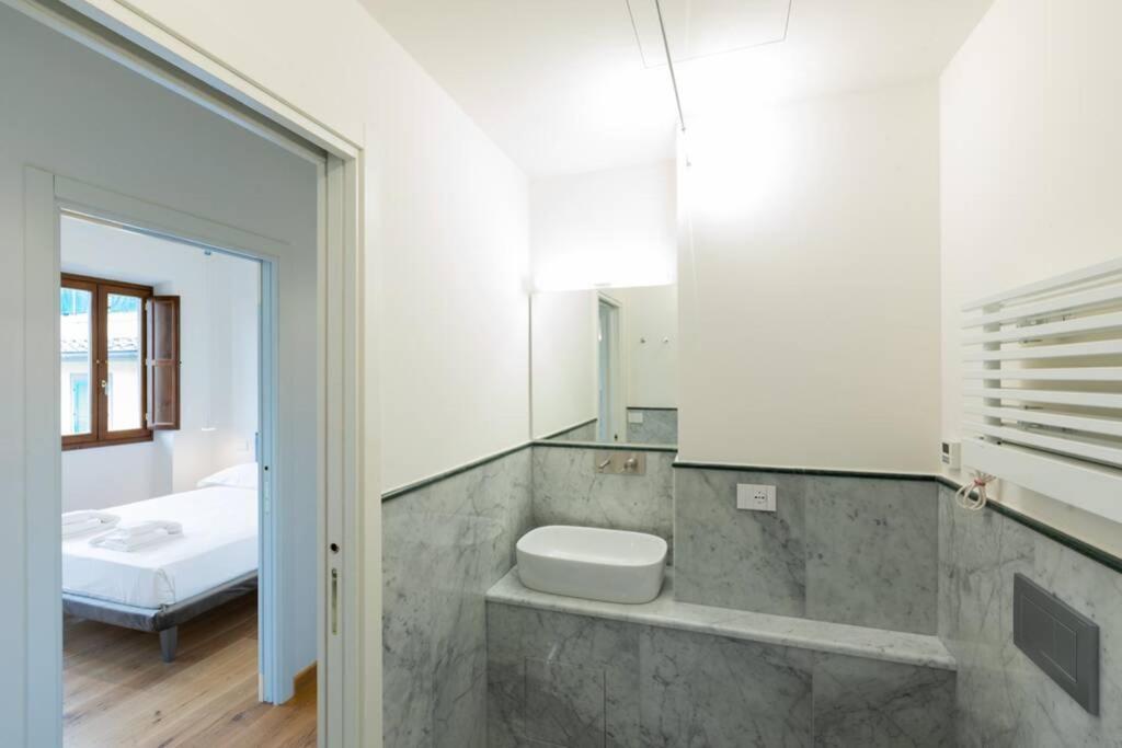 Ponte Vecchio Luxury Flat
