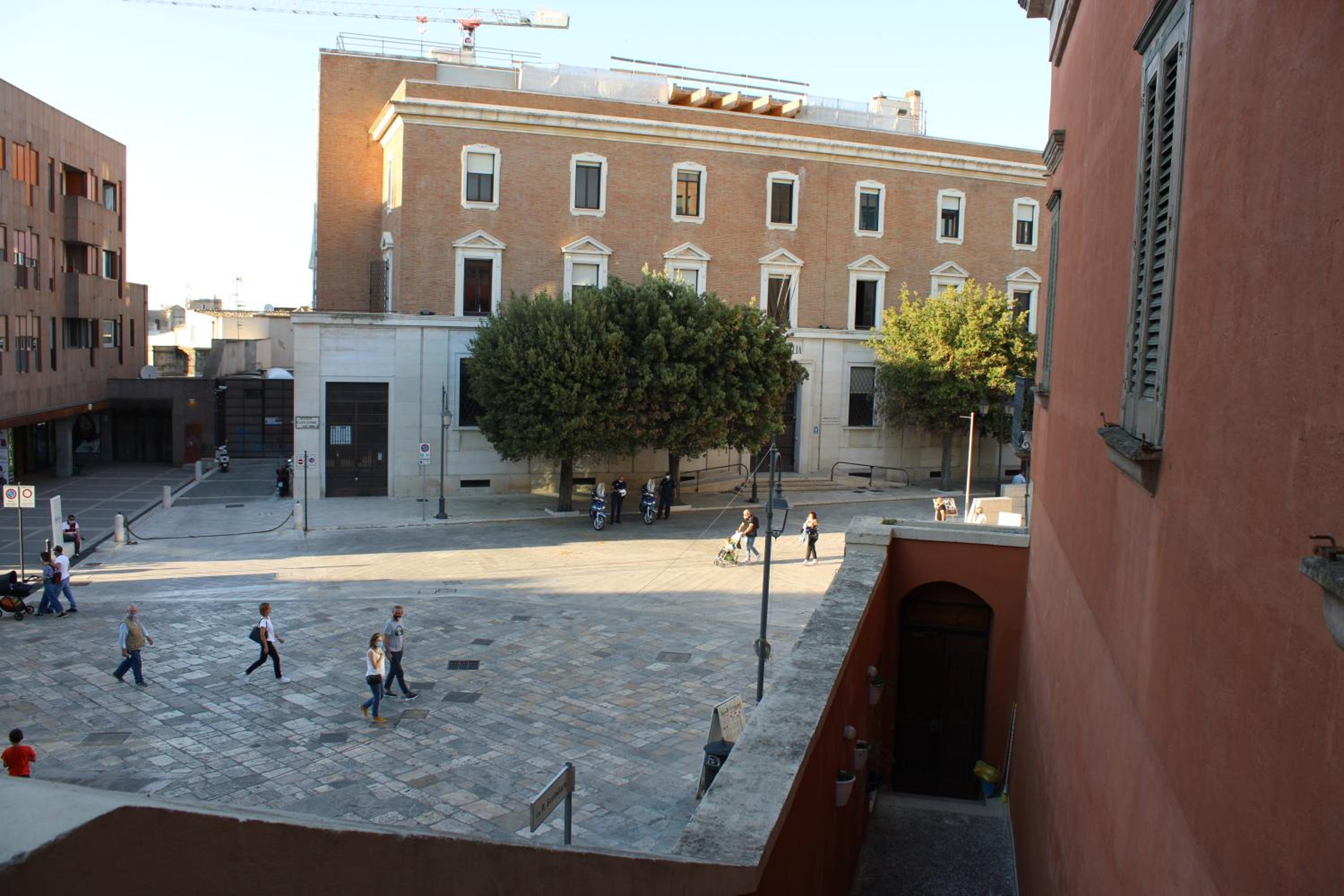 Photo 6