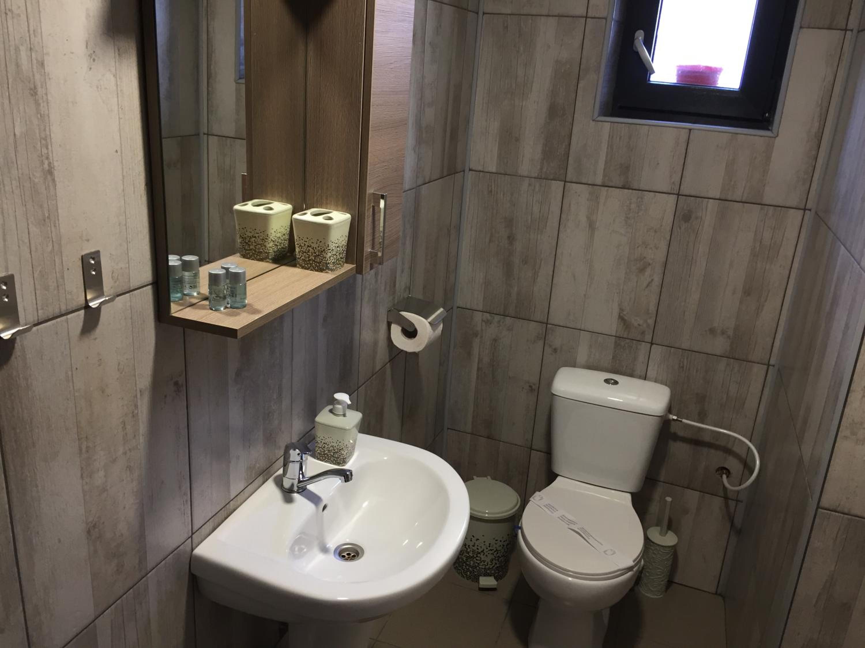 Photo 19
