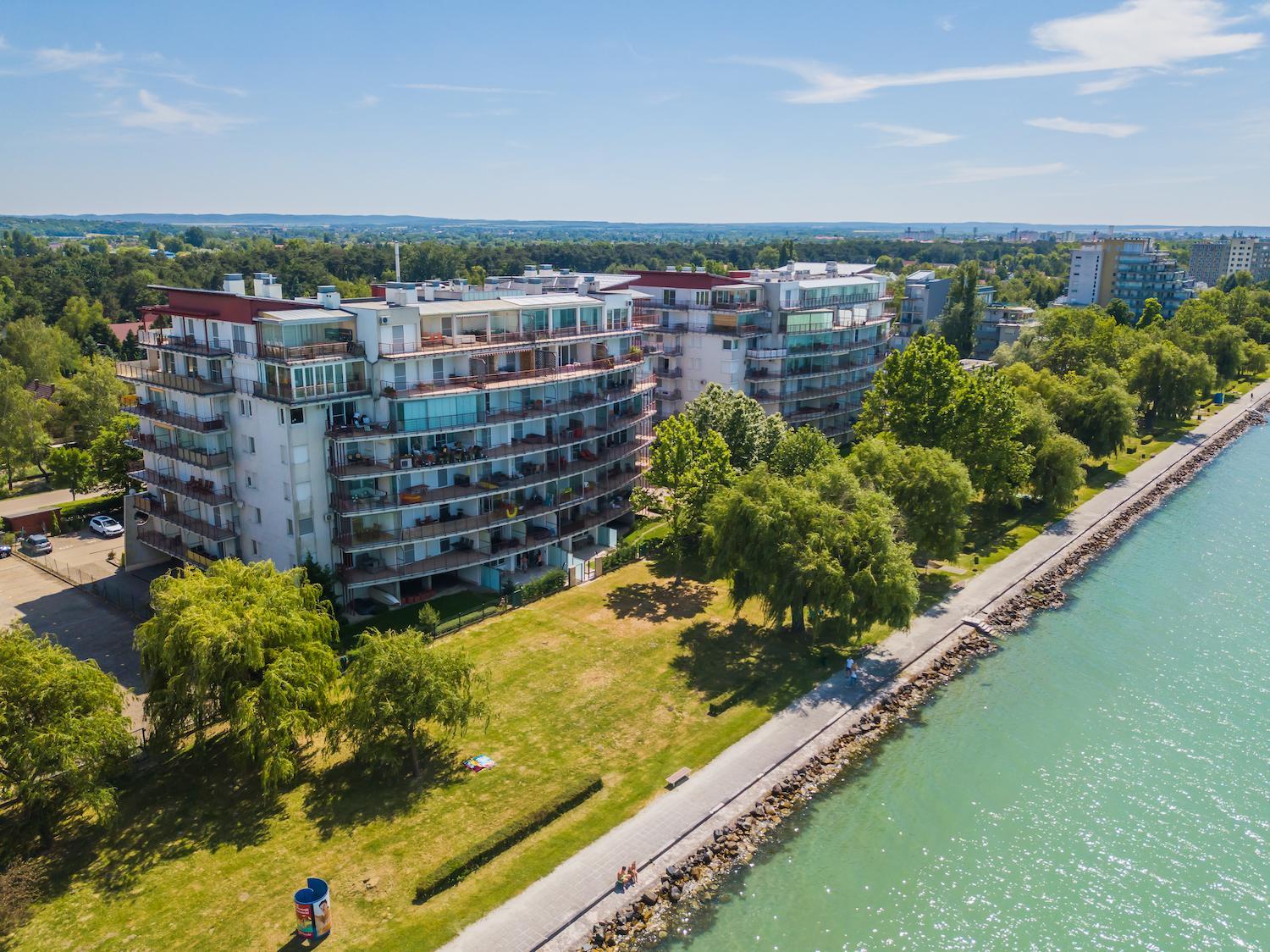 BLTN Panorama Apartment view 5