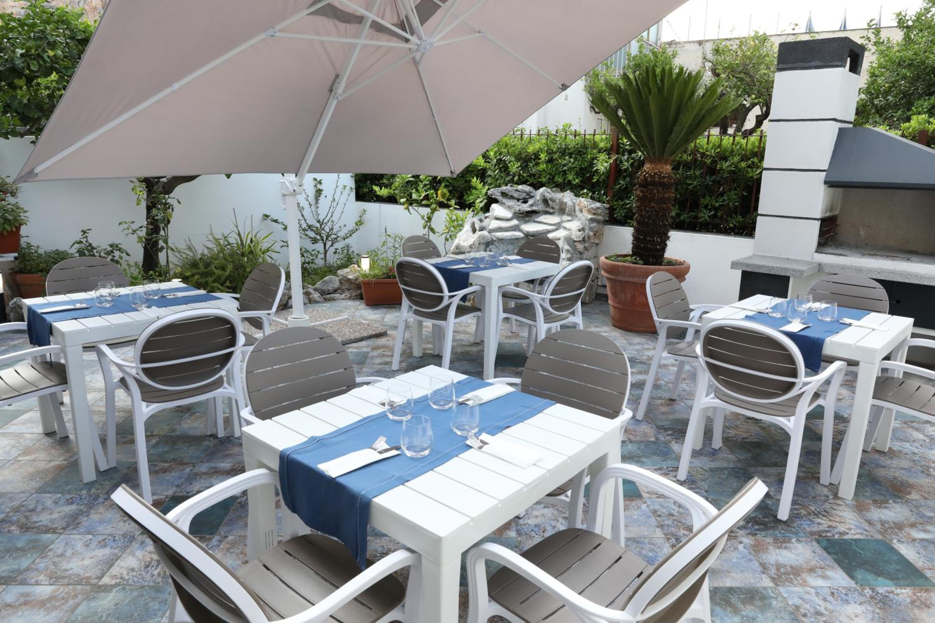 Photo 76