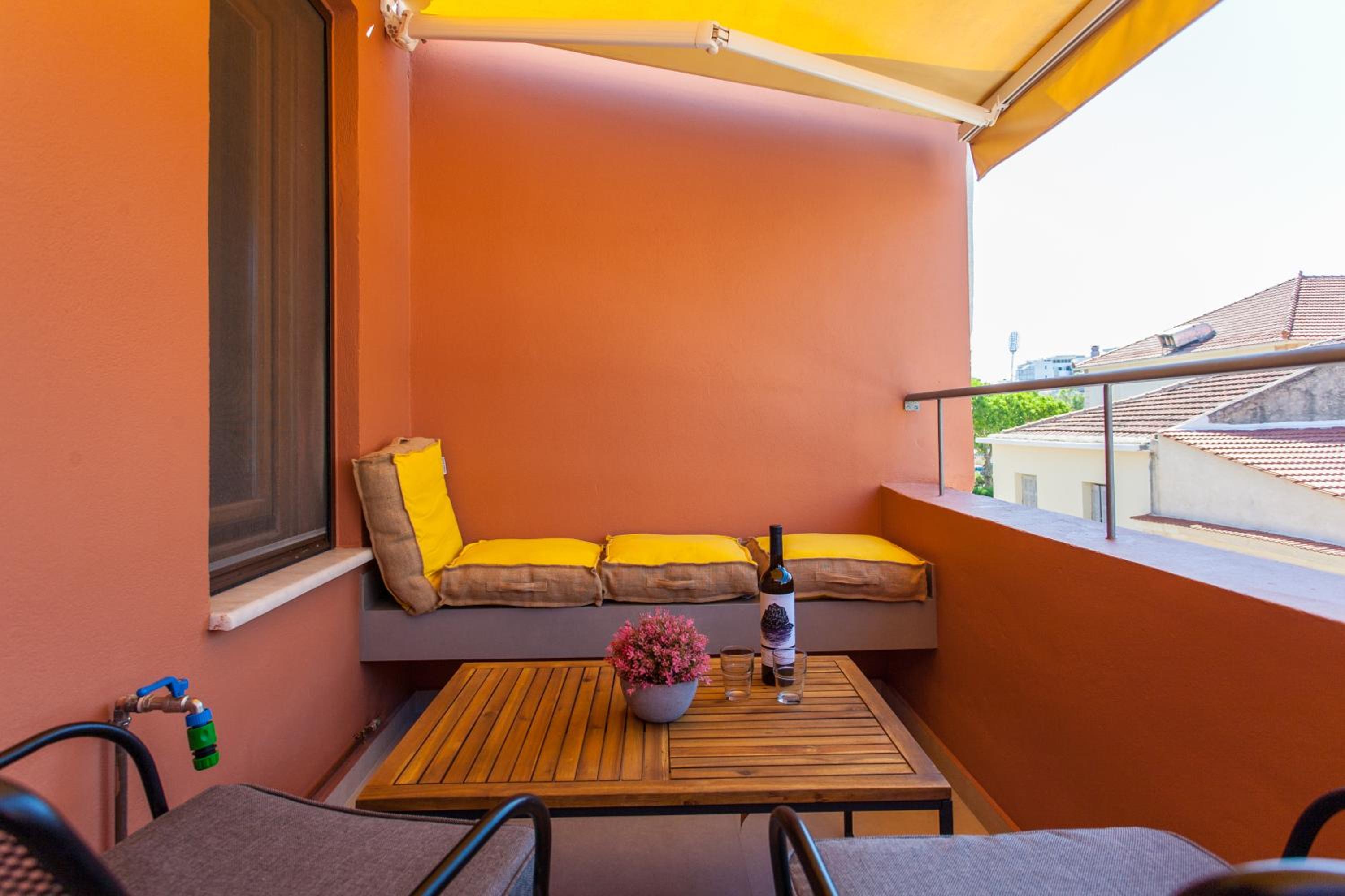 Agora Suites
