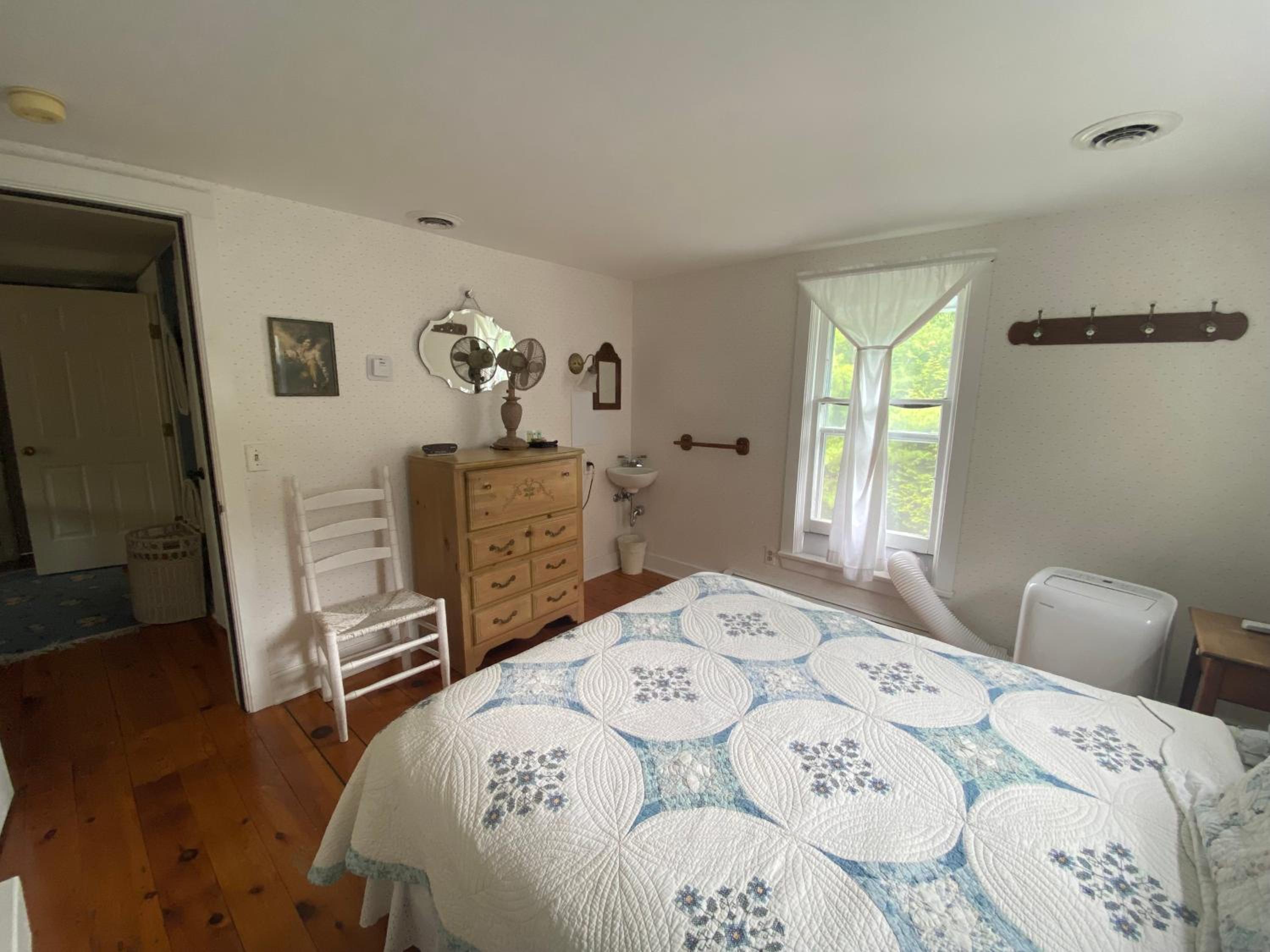 Sylvan Inn Bed & Breakfast