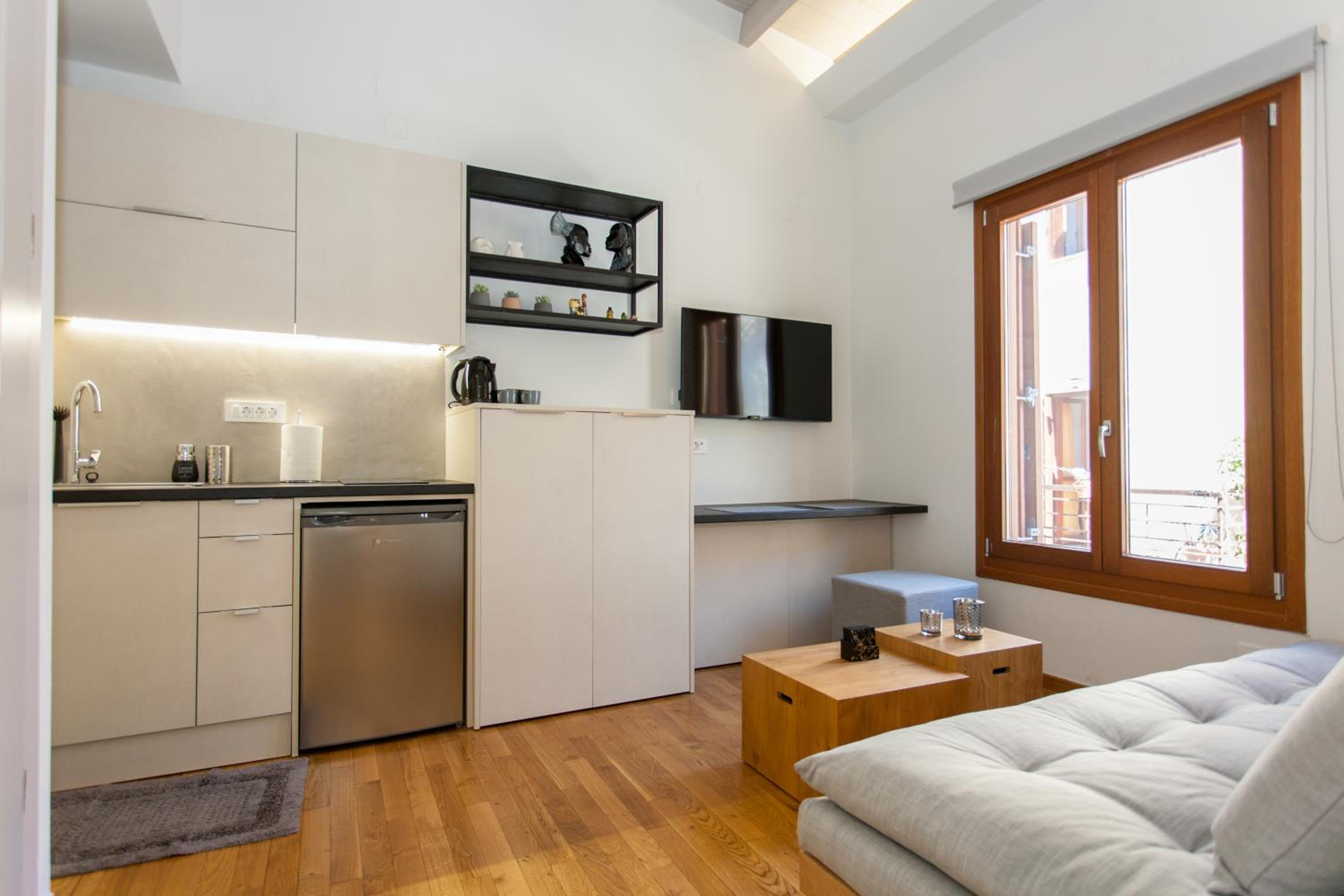 Agora Suites