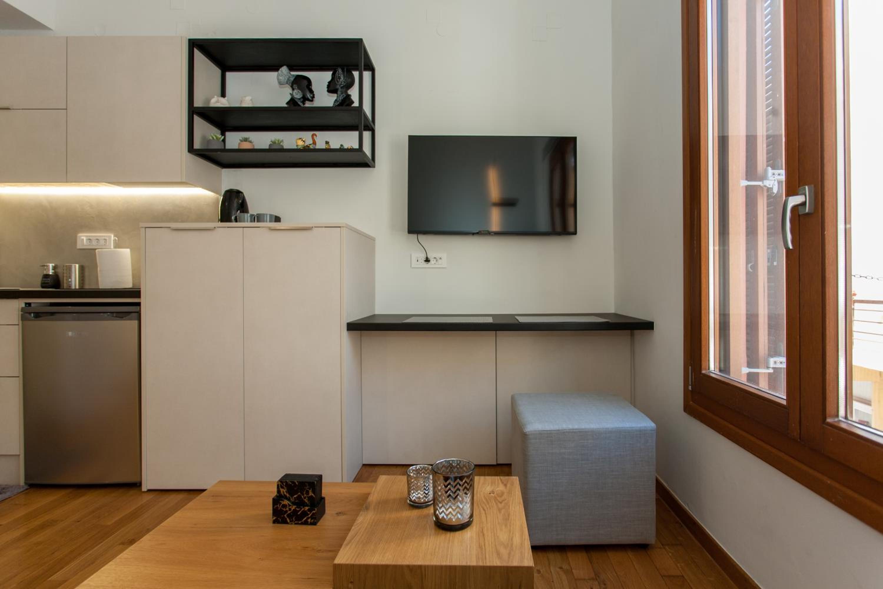 Agora Suites