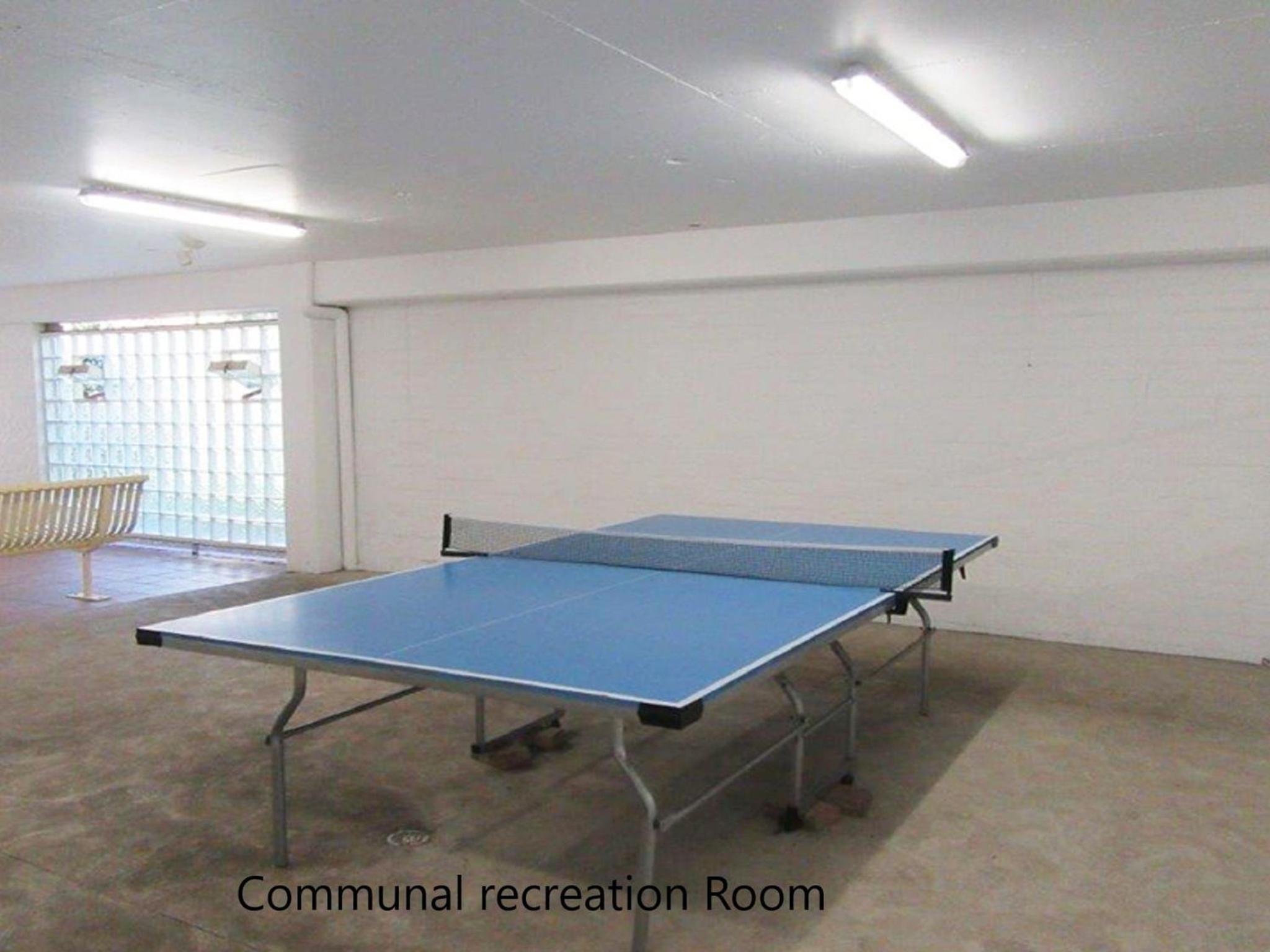 Bay Parklands 4, 2 Gowrie Avenue - pool & tennis court