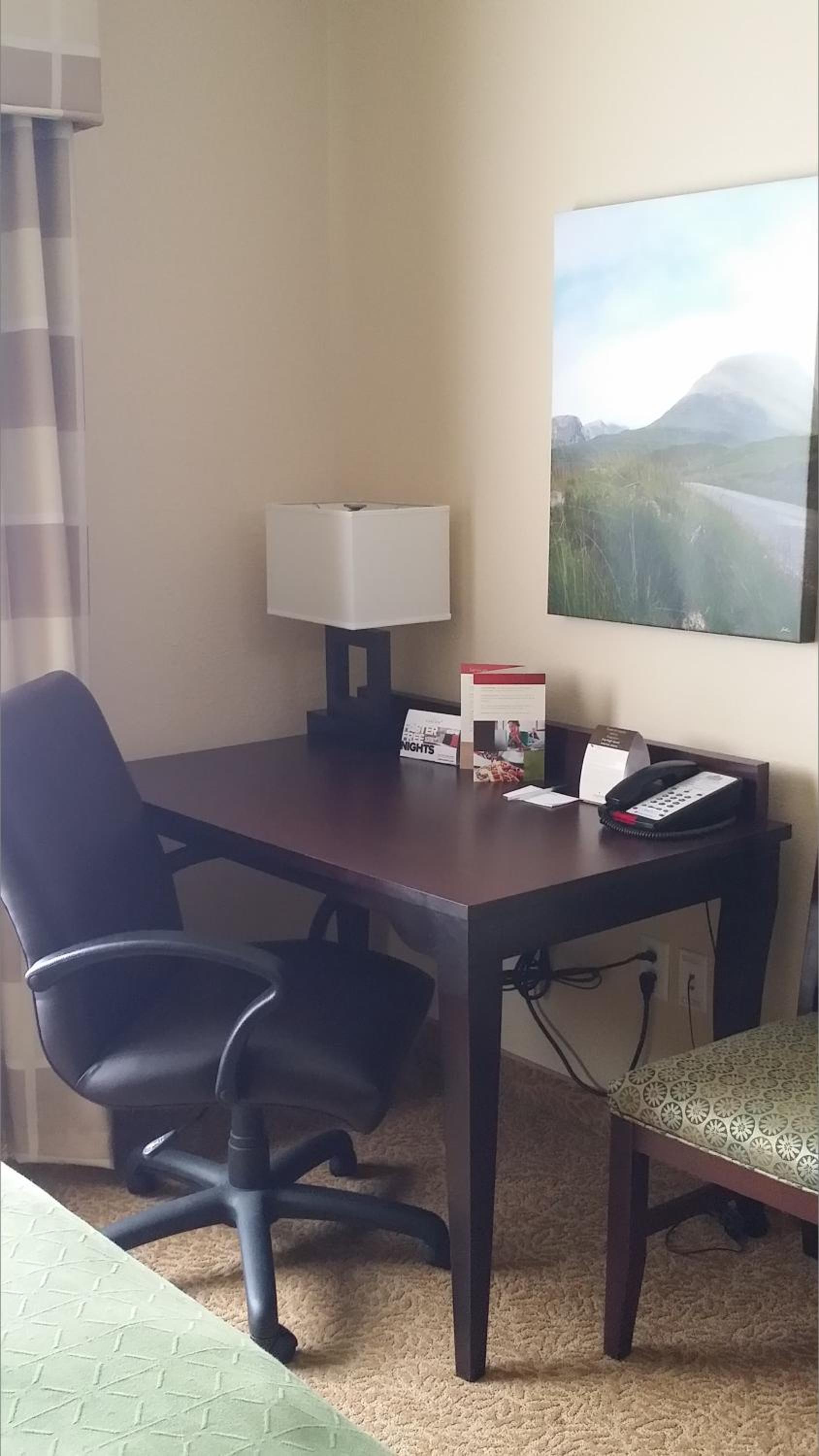 Minot Vacations - Country Inn  Suites by Radisson, Minot, ND - Property Image 7