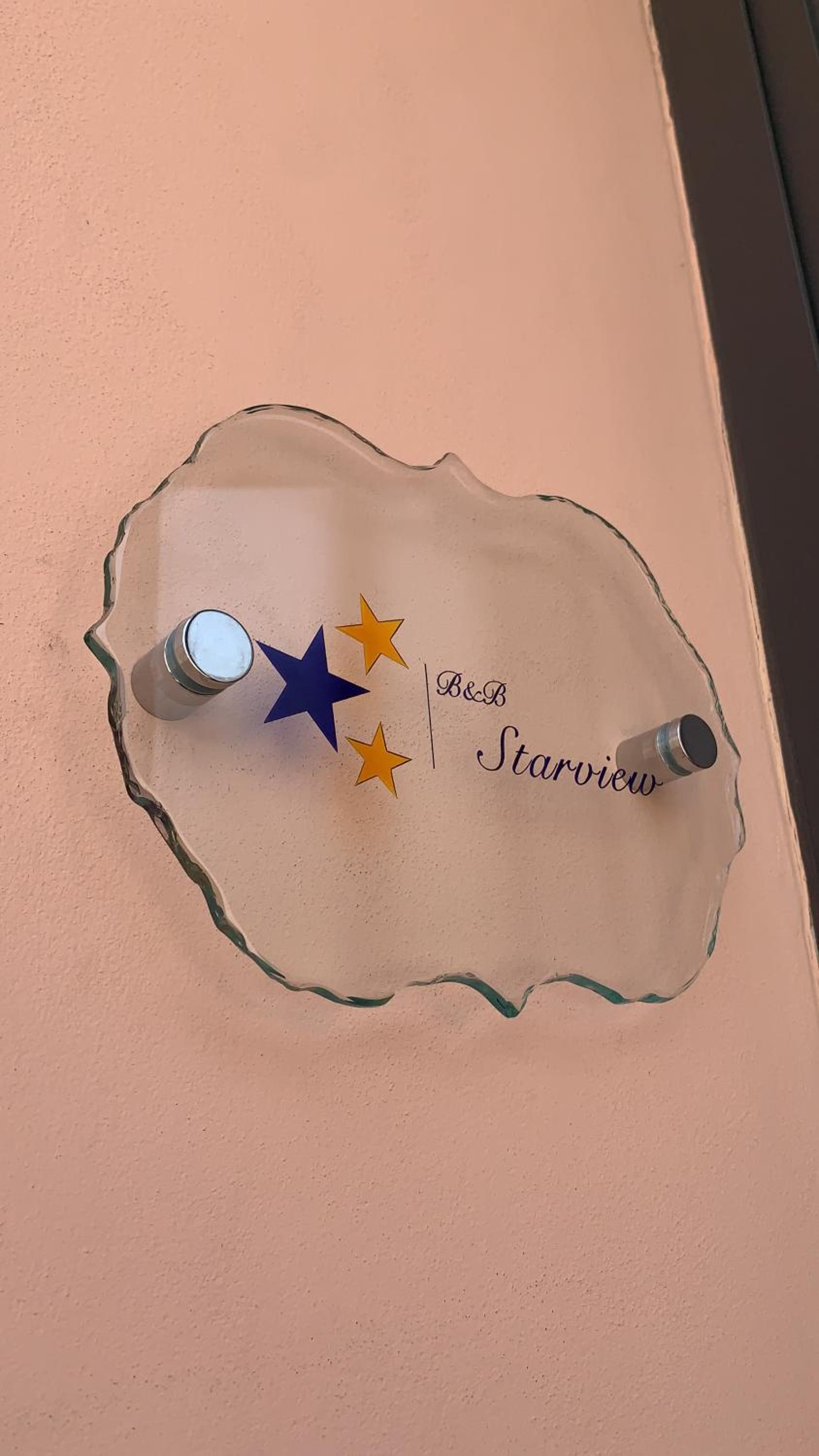 Starview Apartment - Comfy Apt by the center view 3