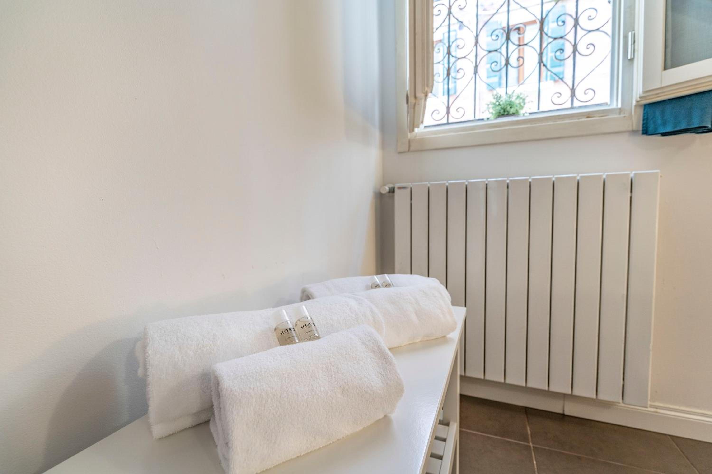 San Giacomo Pied-A-Terre House by Wonderful Italy