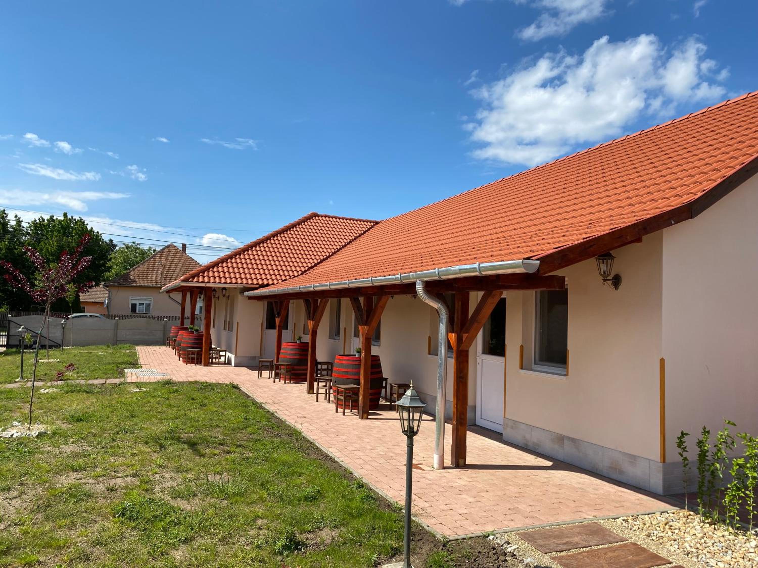 Tisza-i Apartmanok view 4