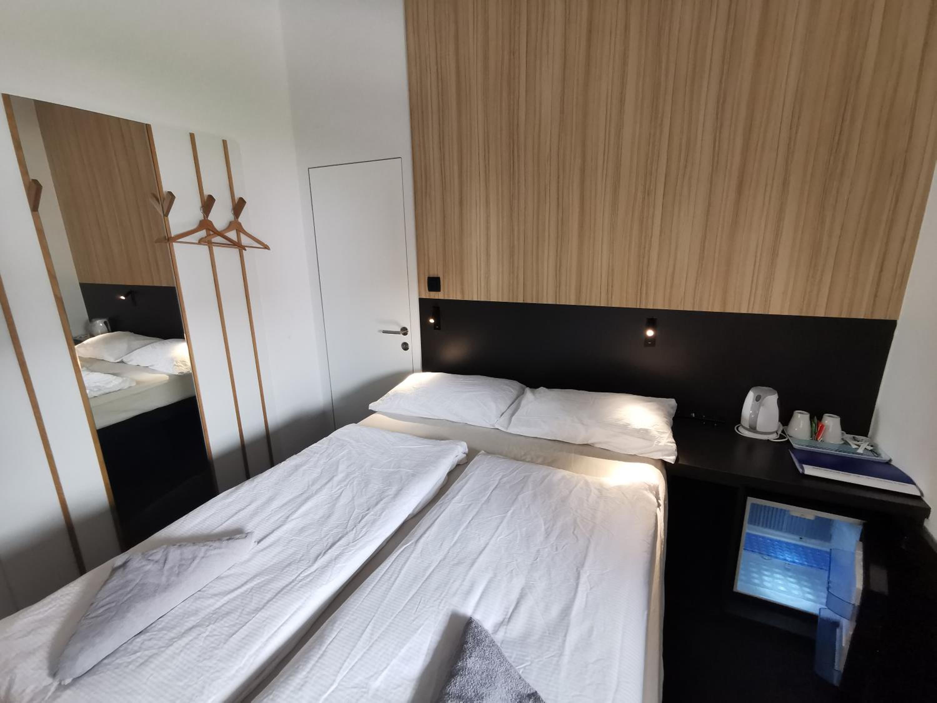 Cha Cha Rooms view 4