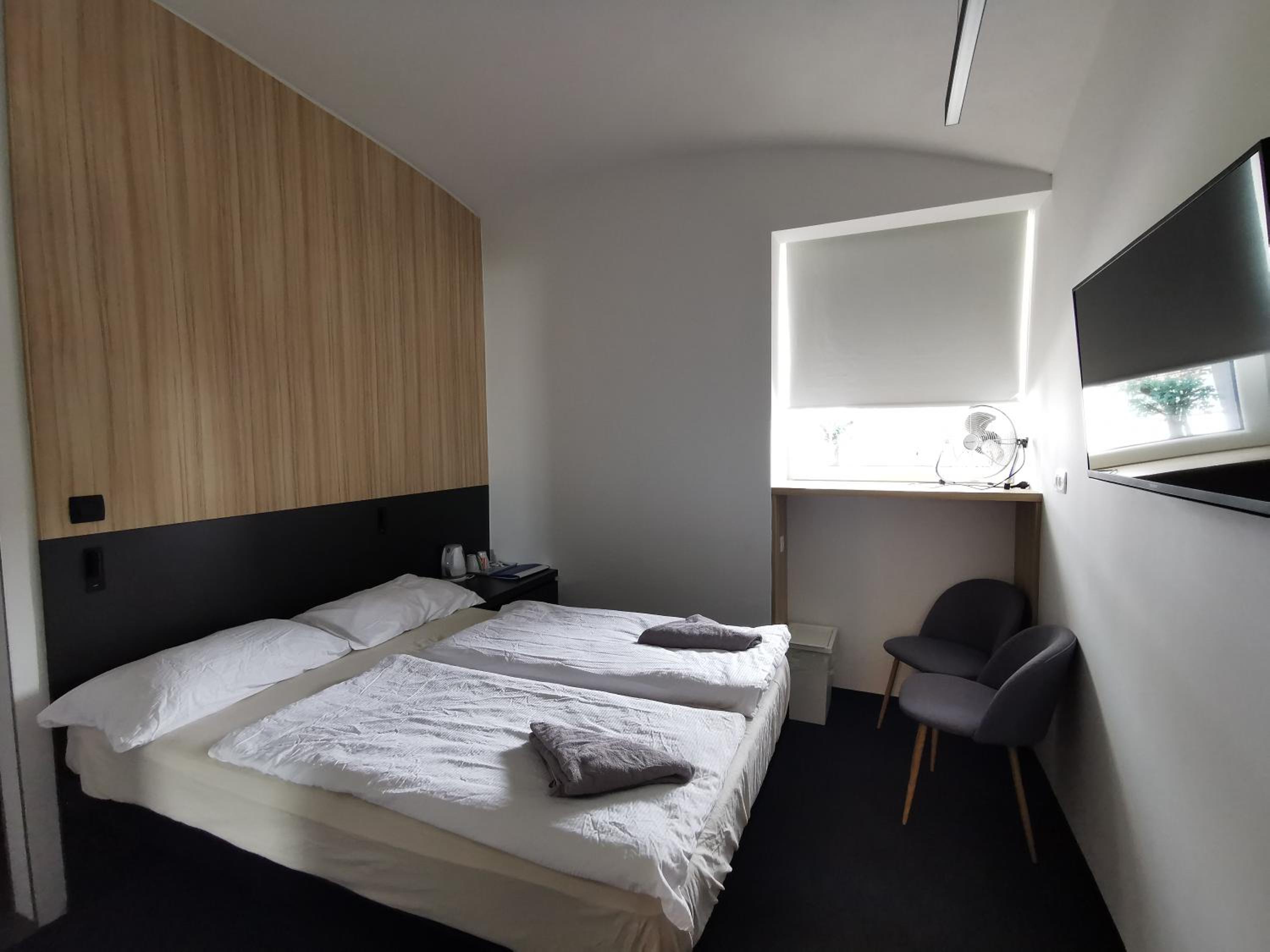 Cha Cha Rooms view 3
