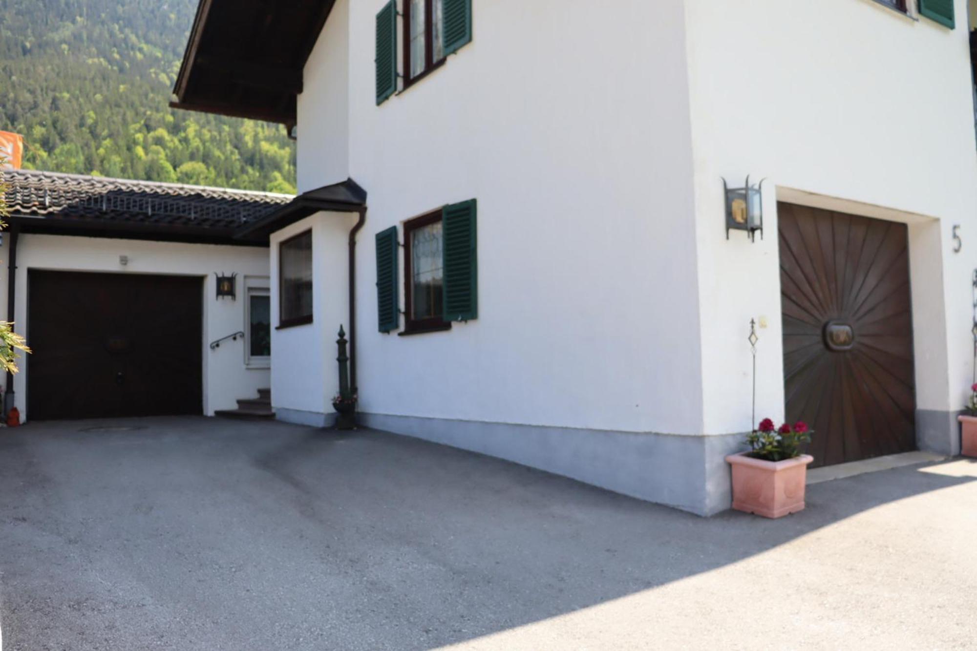 Haus Moderegger view 3