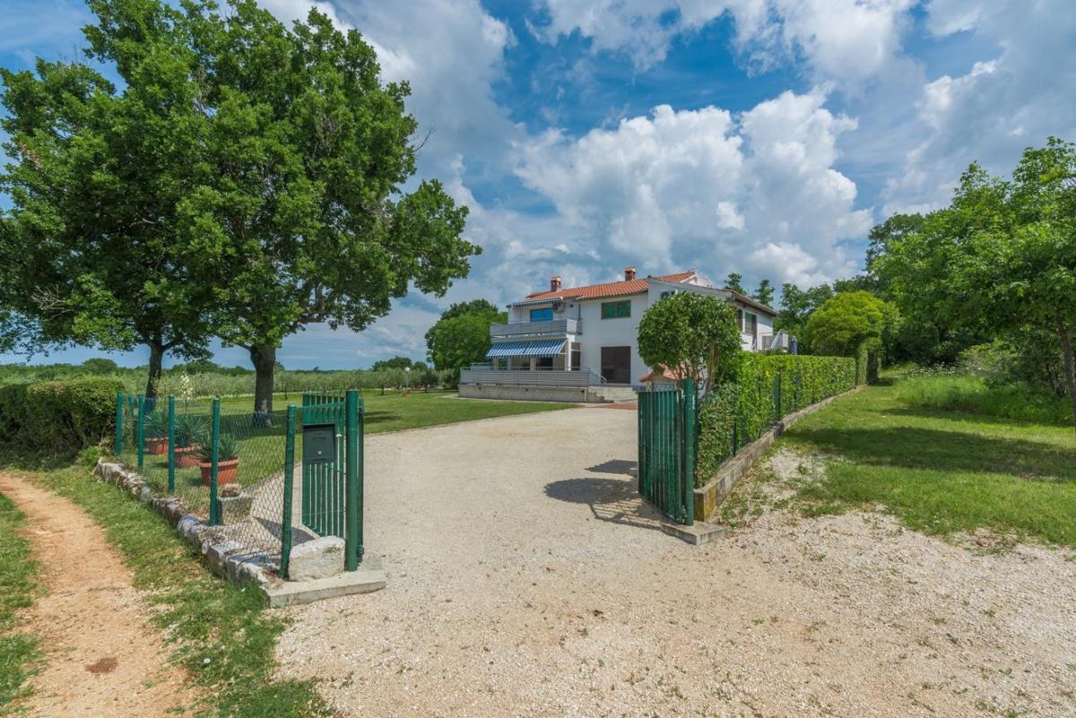 Apartments Kadum 25 - Property Image 6