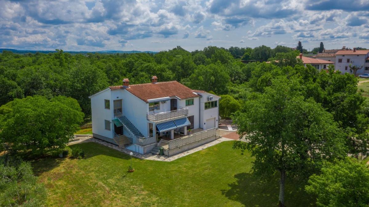 Apartments Kadum 25 - Property Image 7