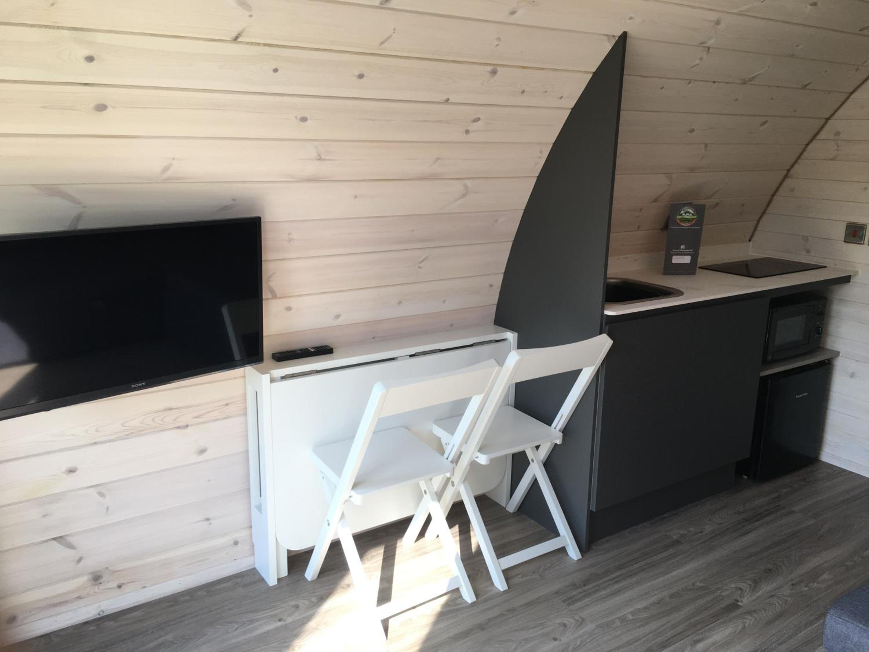 Low Greenlands Holiday Park - Luxury House & Luxury Glamping Pods view 3