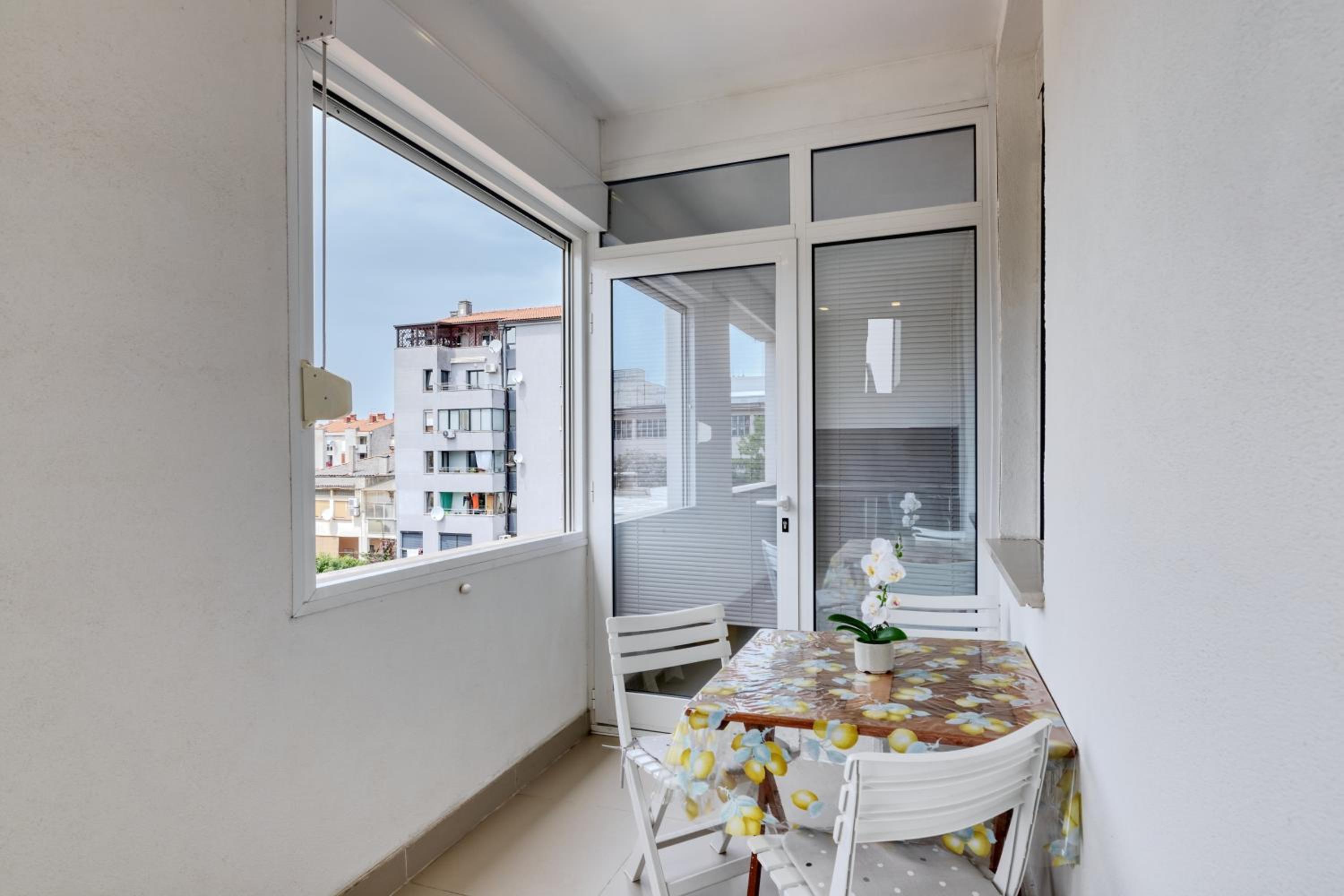 Apartment light in Pula