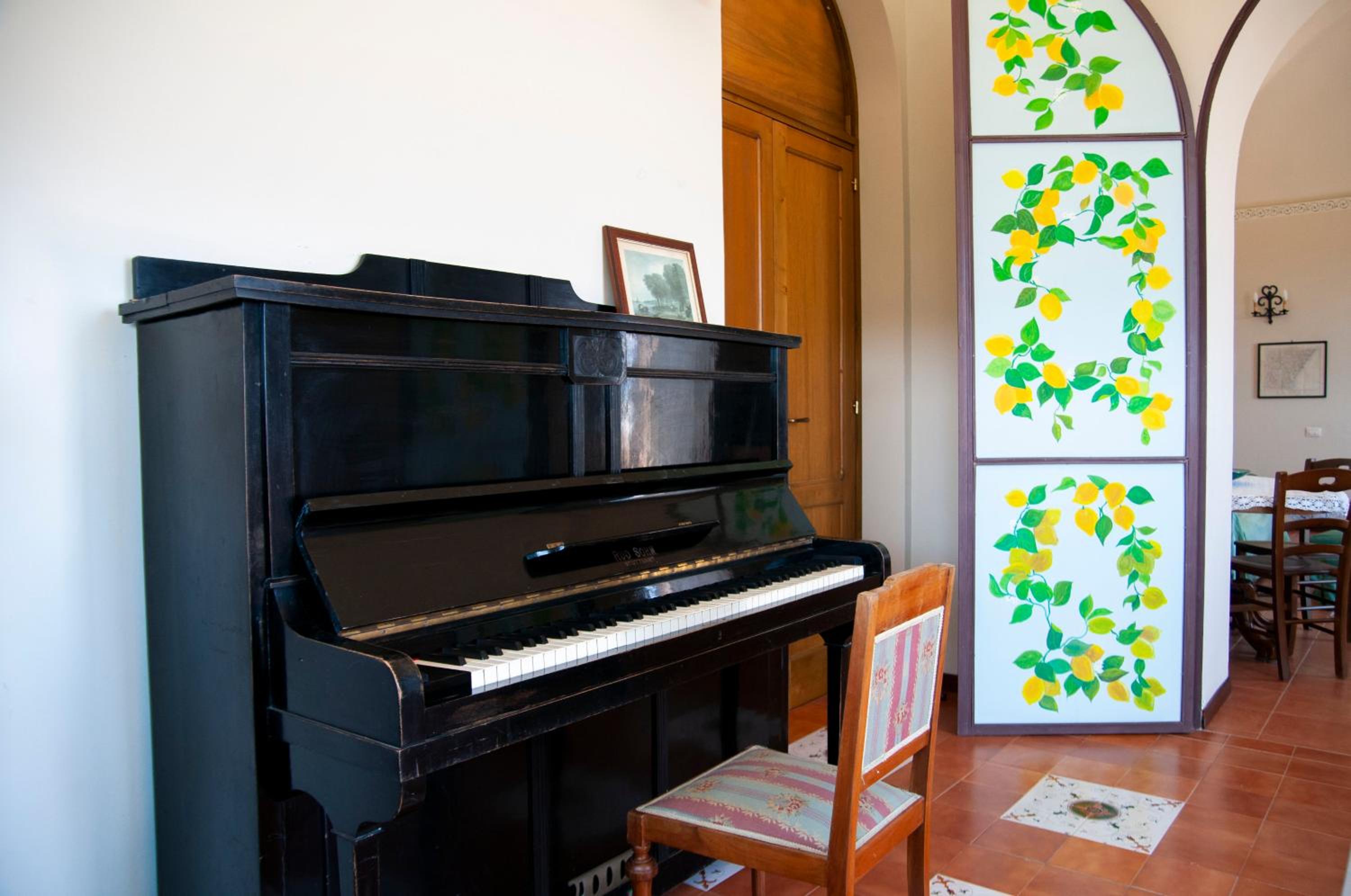 Antico Borgo Etneo Country Hotel