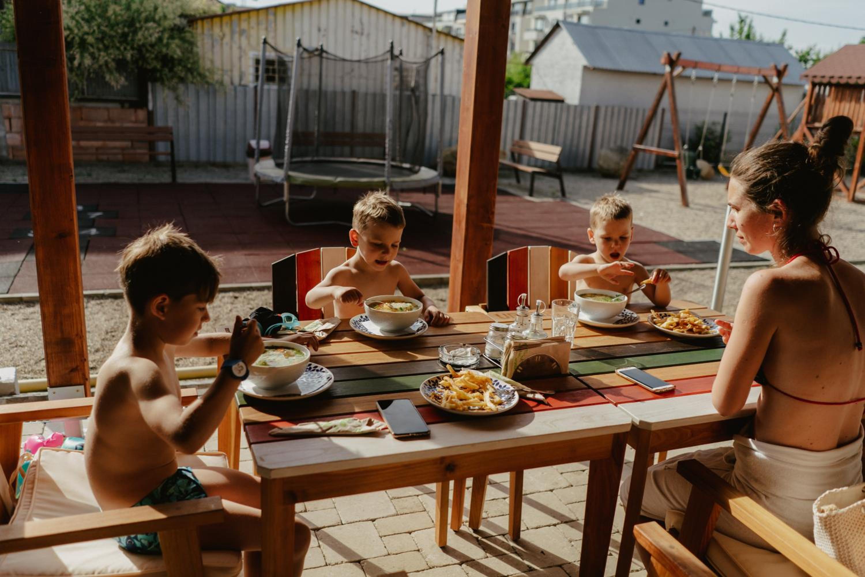 dining