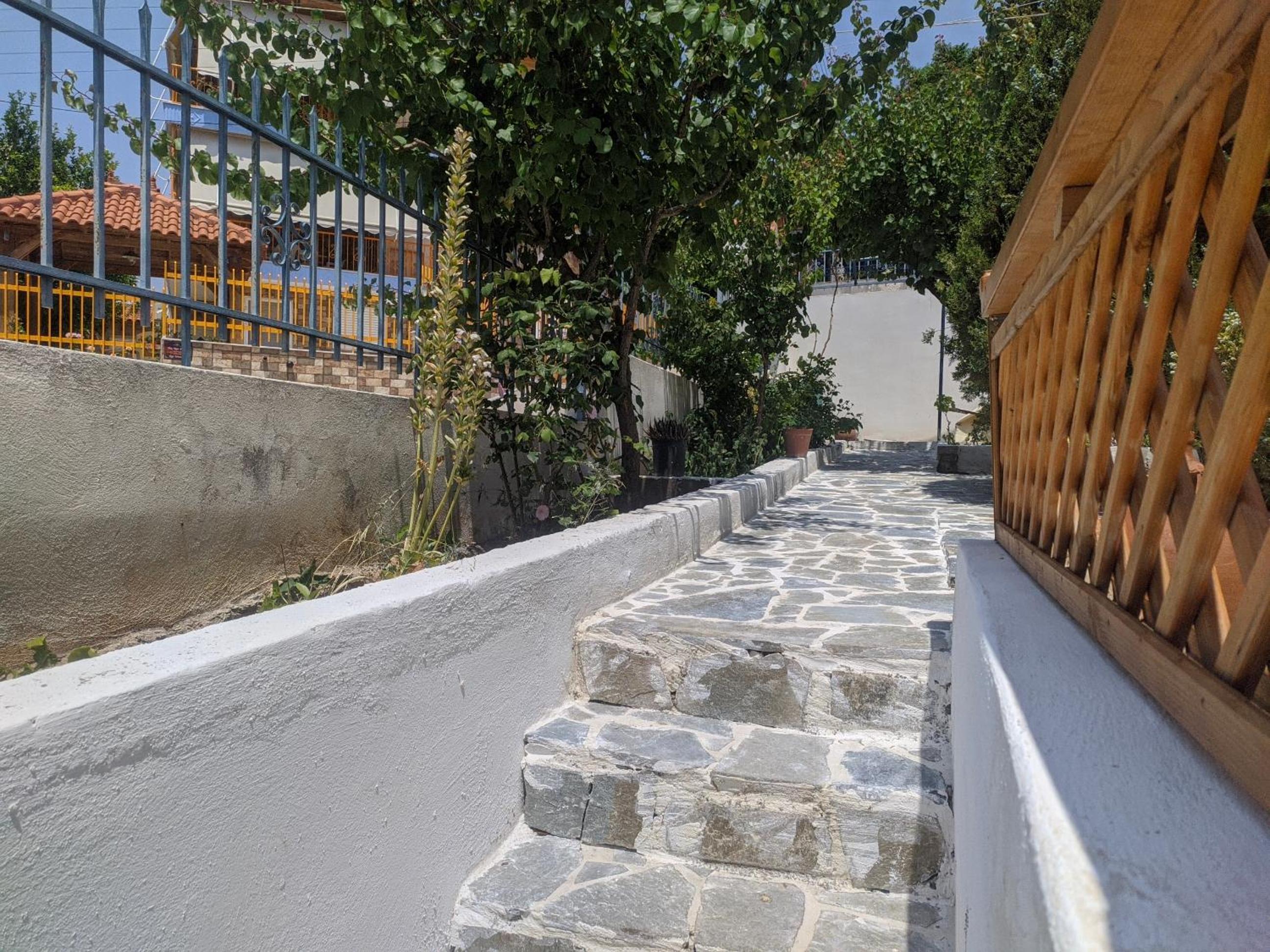 Photo 23