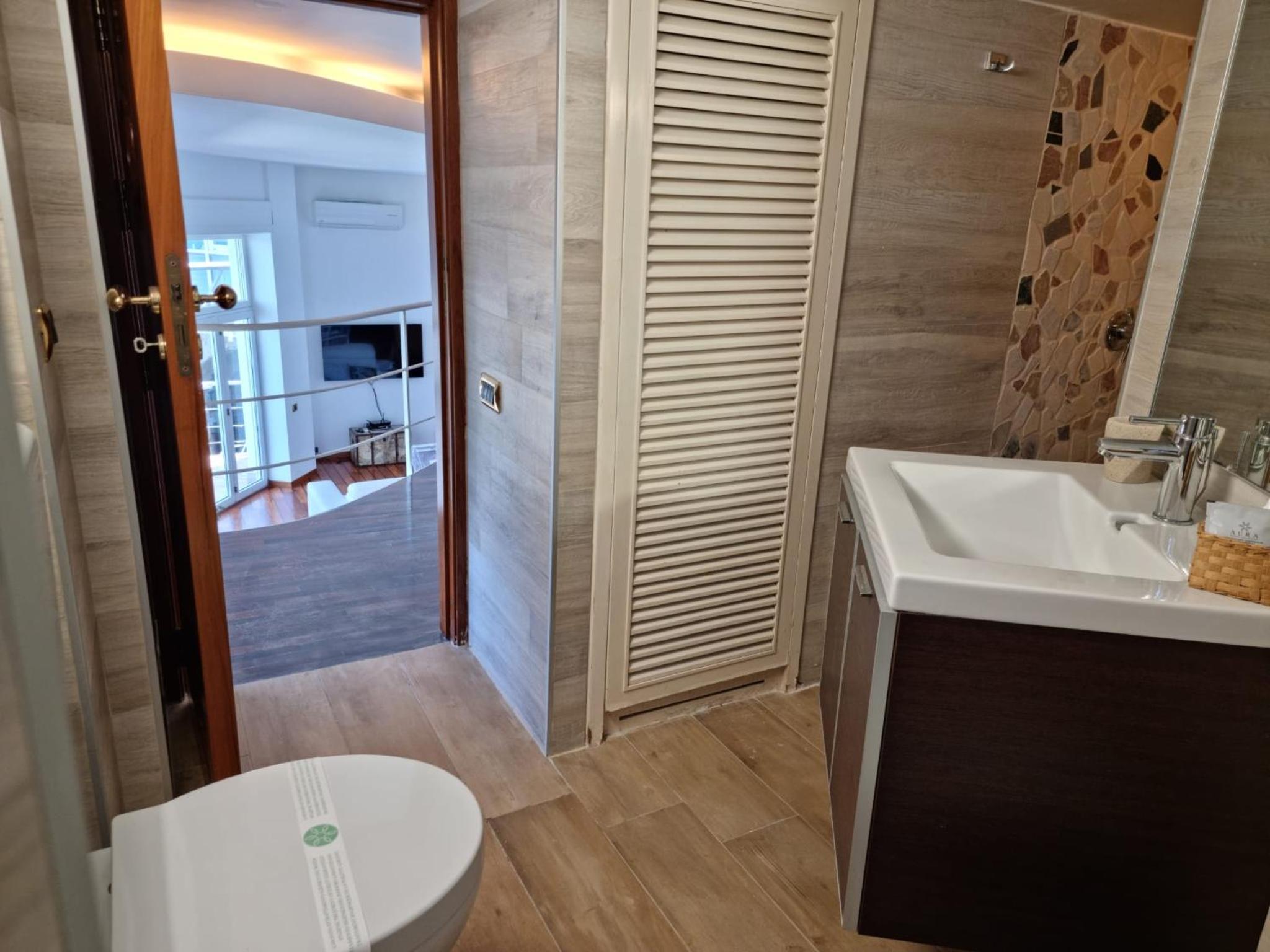 LA CASA SULL’ ACQUA