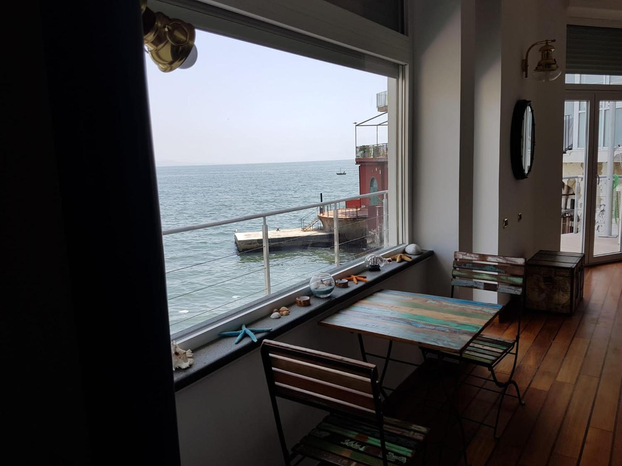 LA CASA SULL’ ACQUA