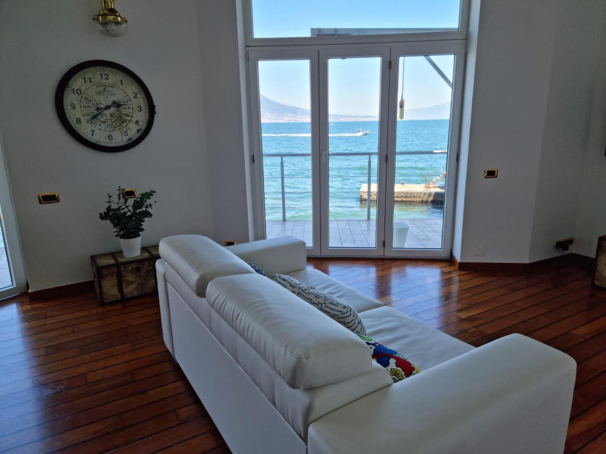 LA CASA SULL’ ACQUA