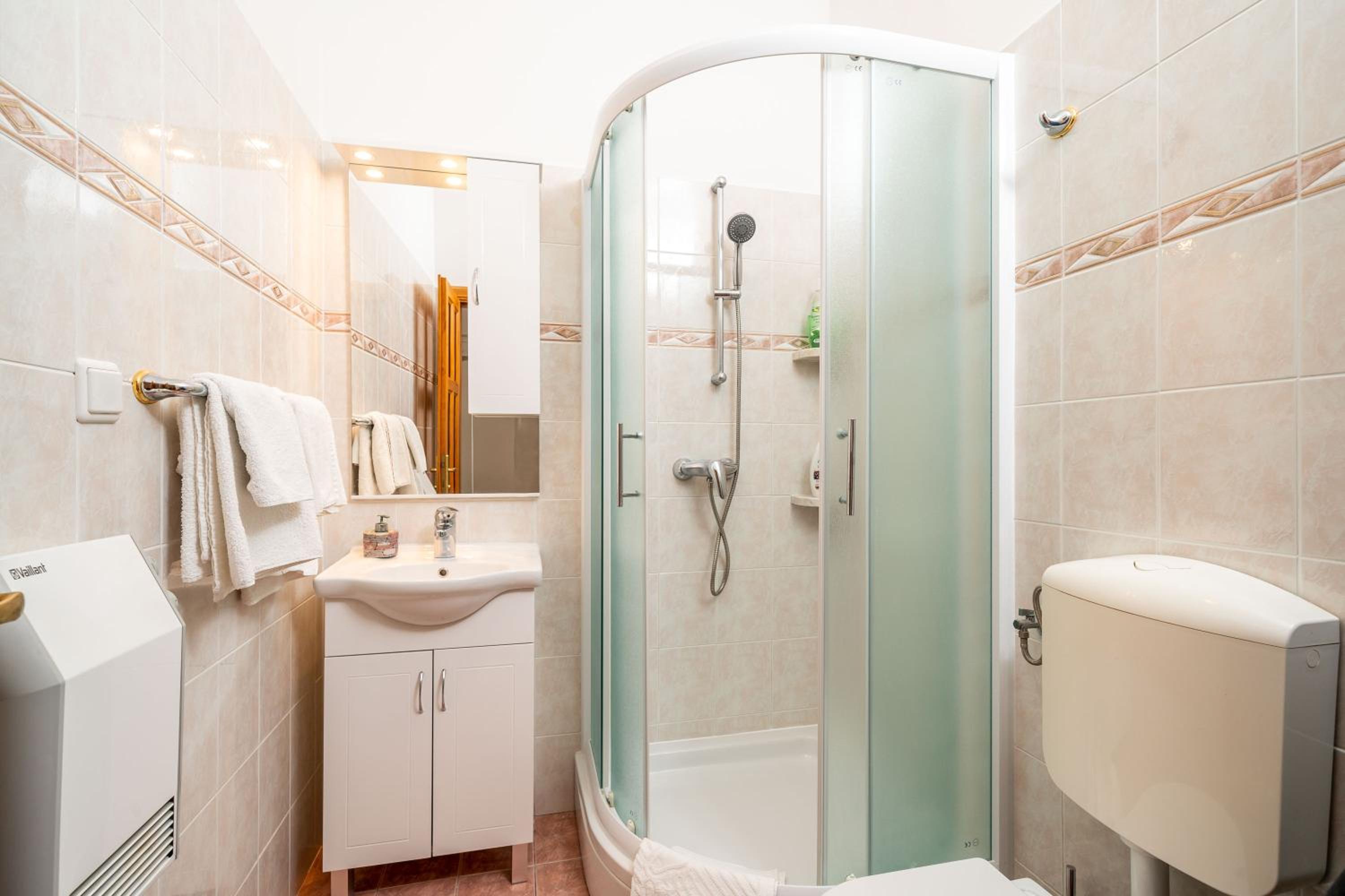 Apartments Kazo