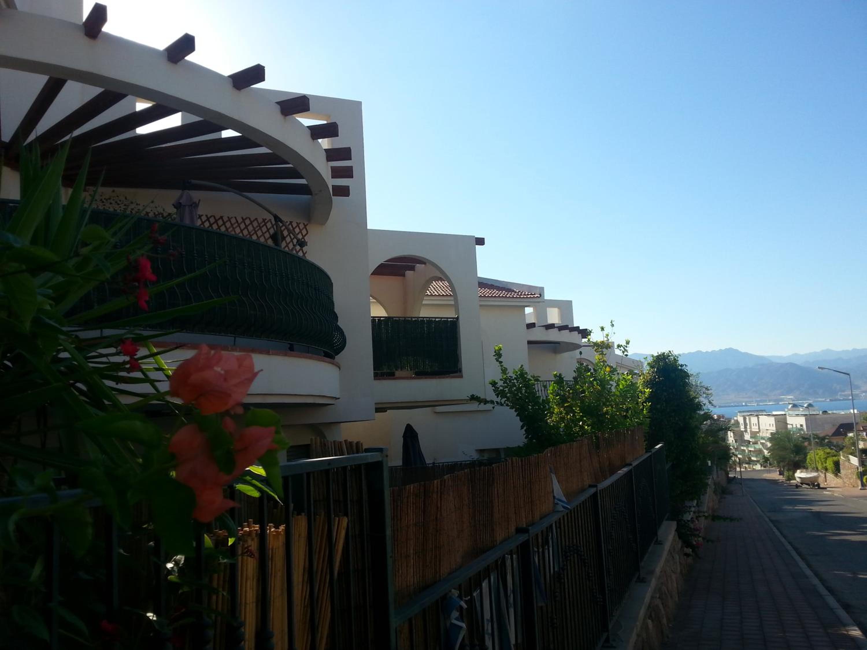 Amdar Holiday Apartments view 2
