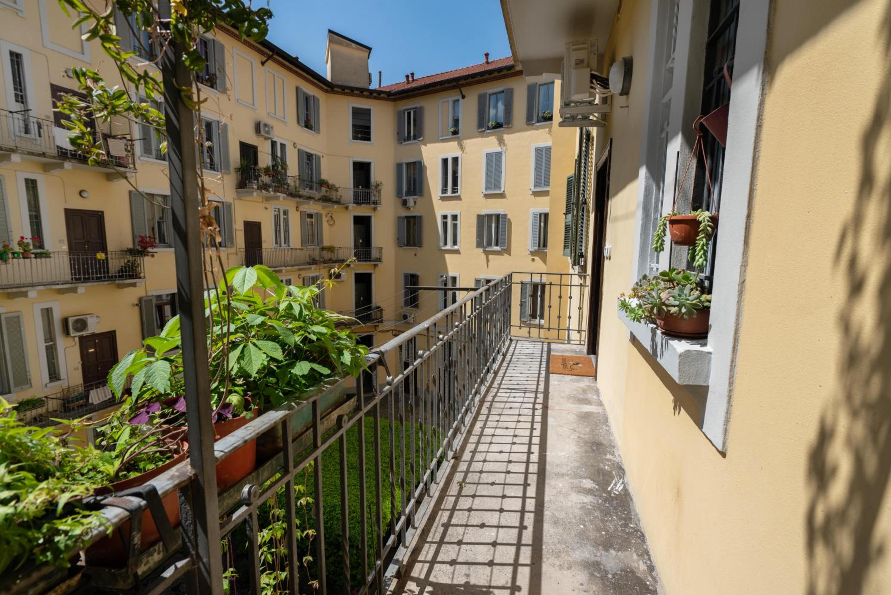 Harmony Navigli Apartment