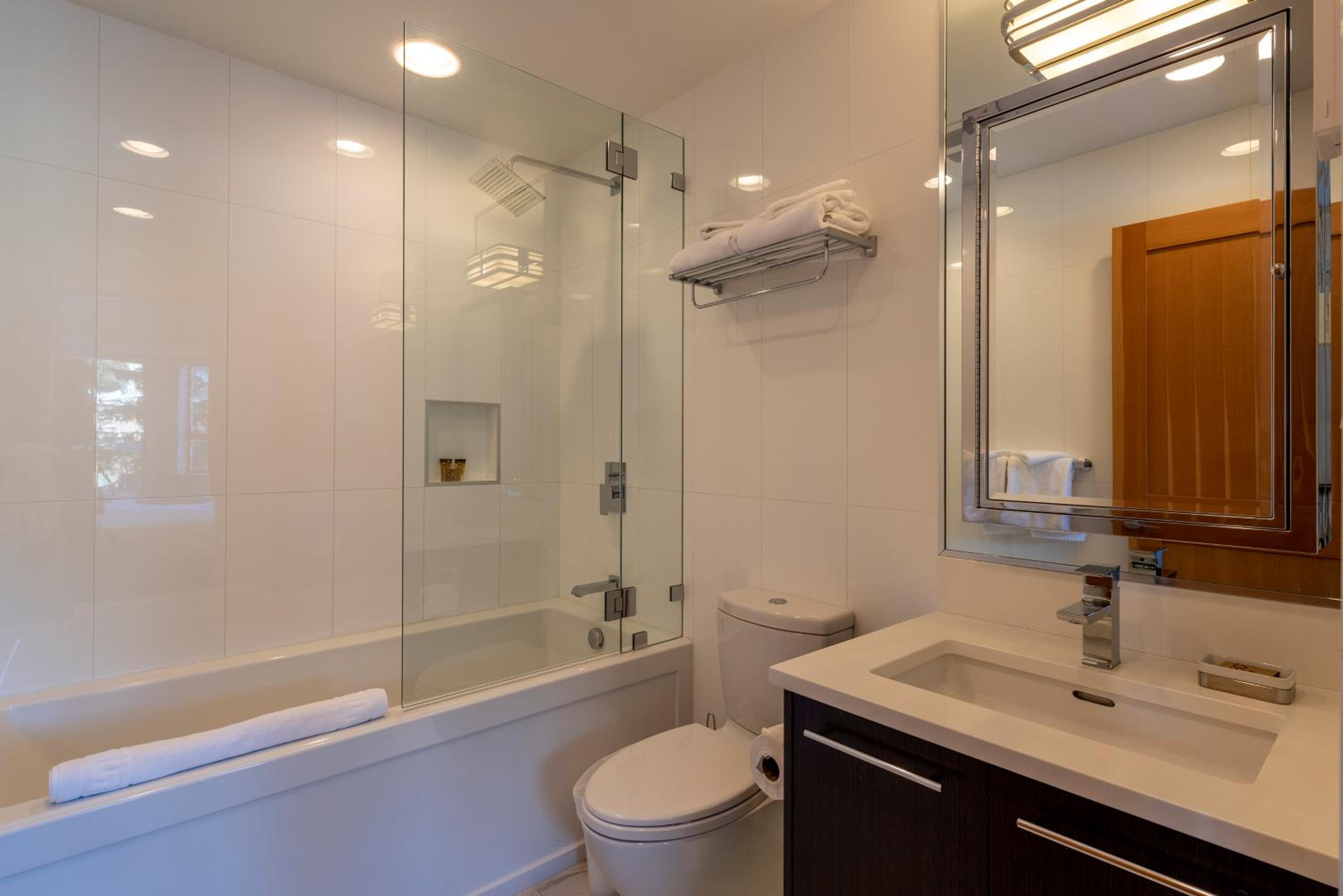 Amazing Village Condo with unparalleled Mountain Views overlooking the Olympic Plaza