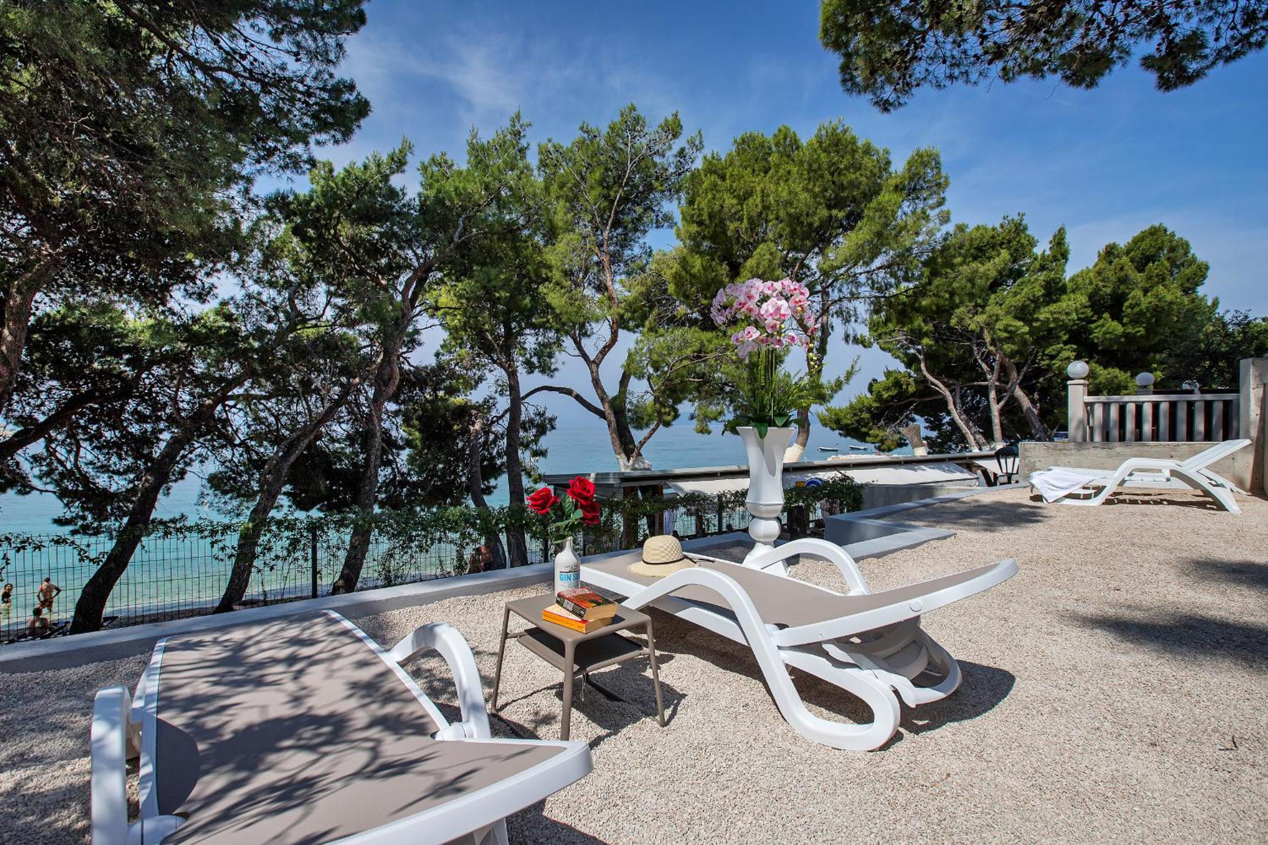 Luxury Rooms Paradise Garden view 3