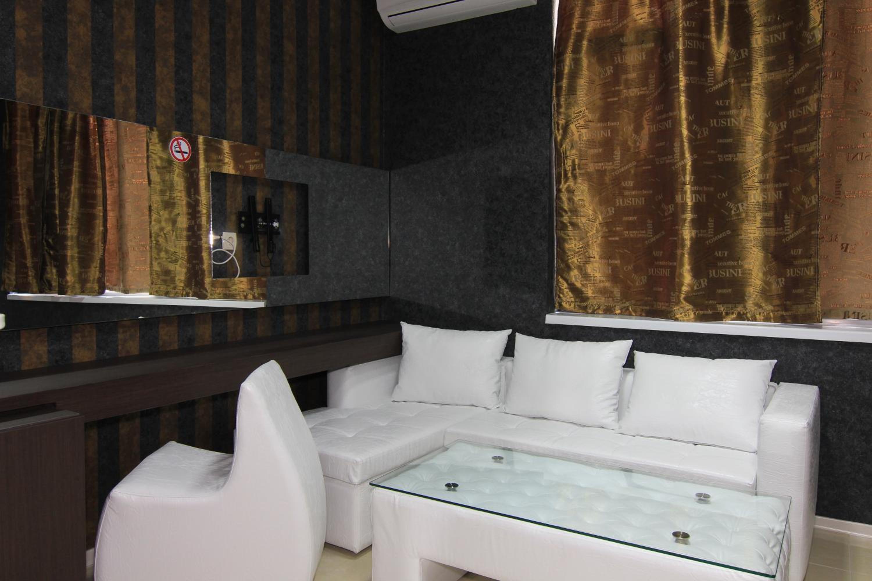 Bedroom Place Guest Rooms
