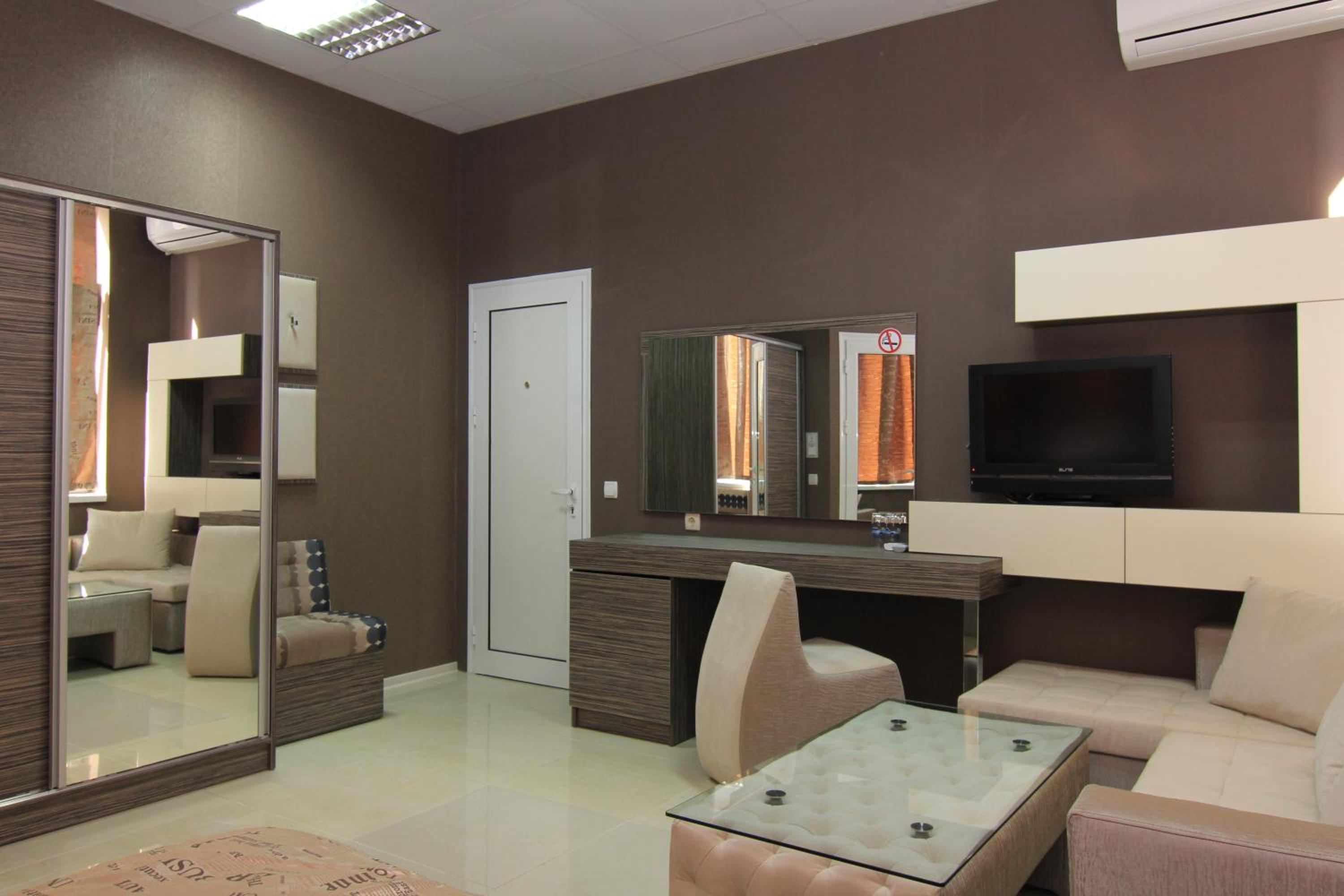 Bedroom Place Guest Rooms