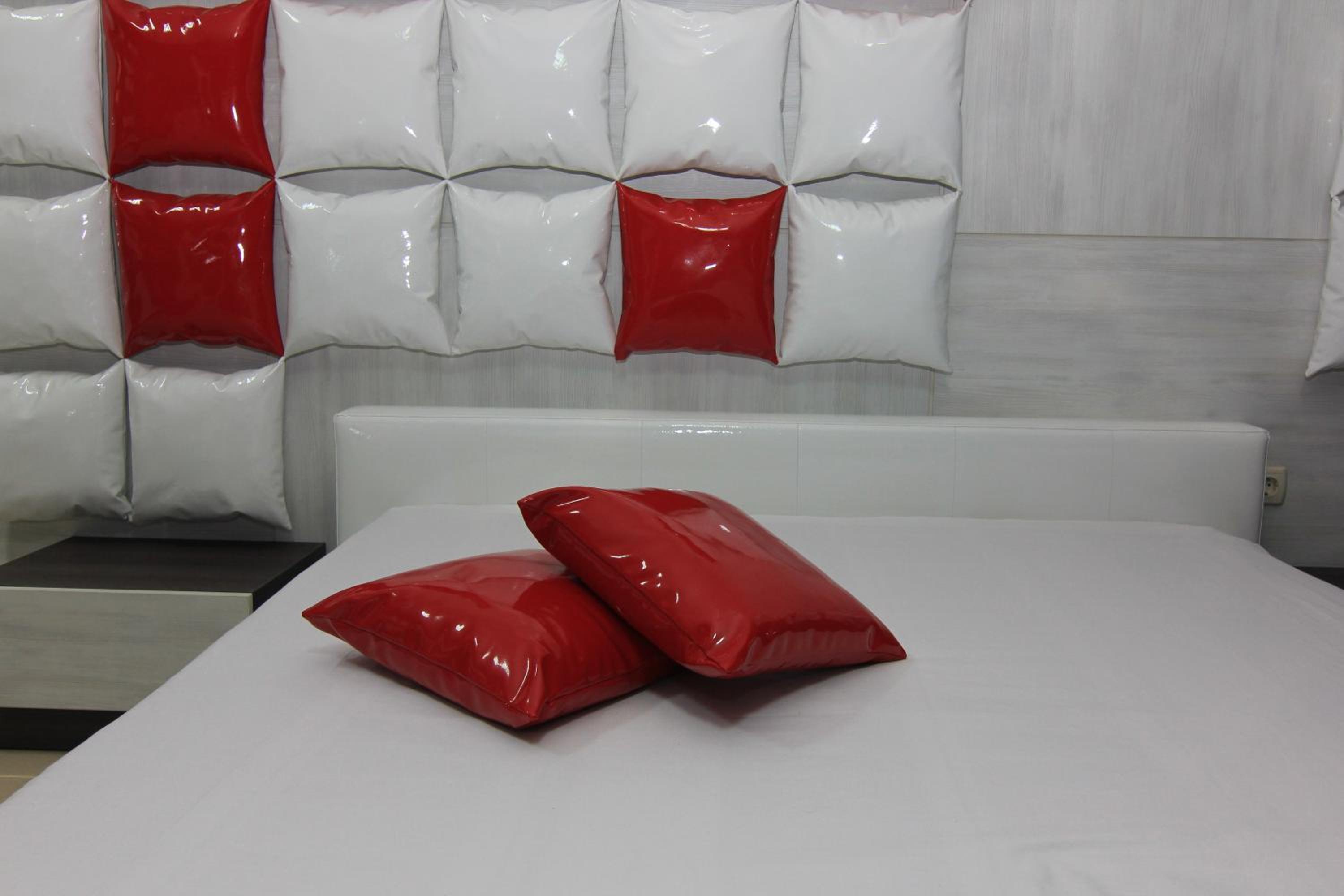 Bedroom Place Guest Rooms