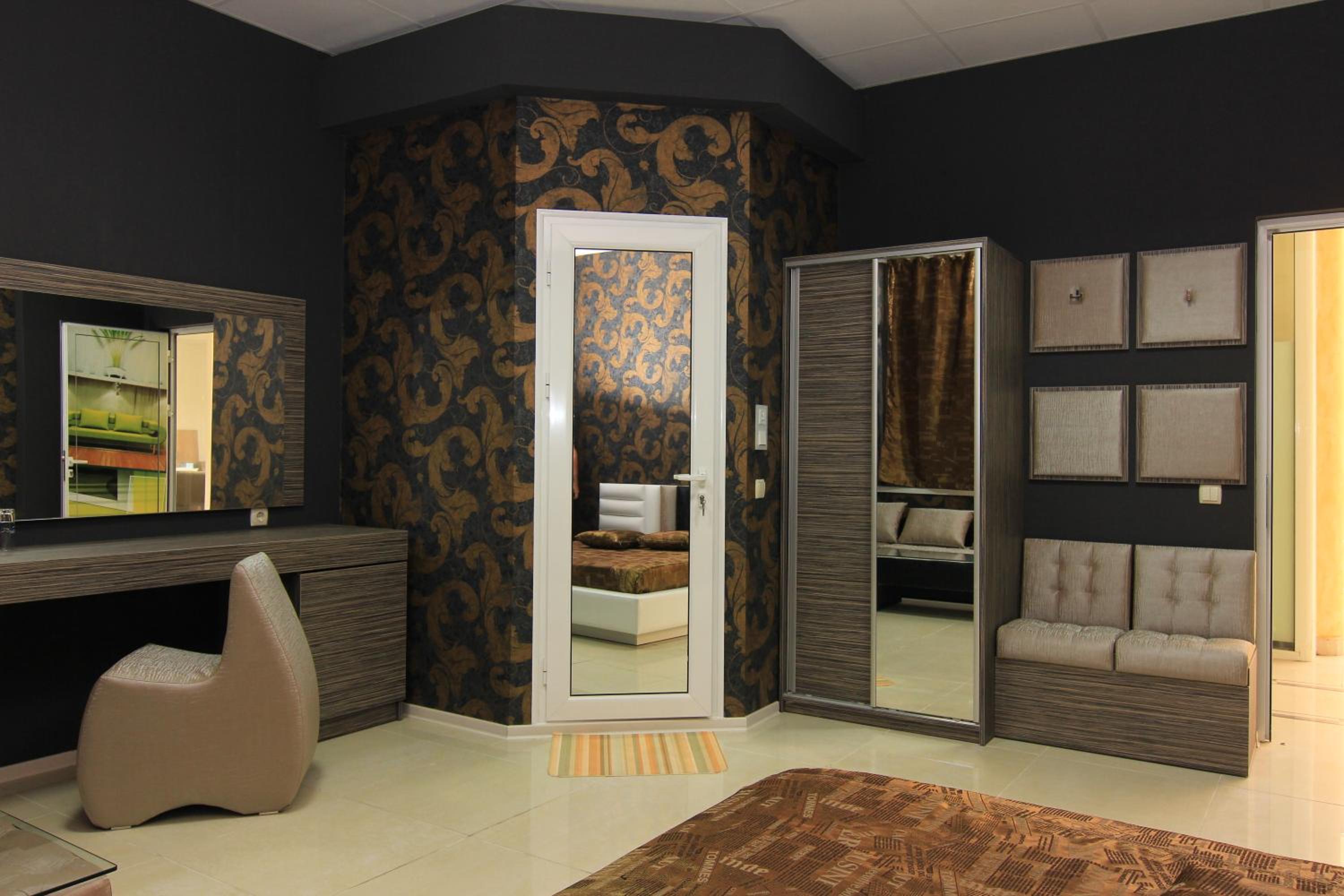 Bedroom Place Guest Rooms