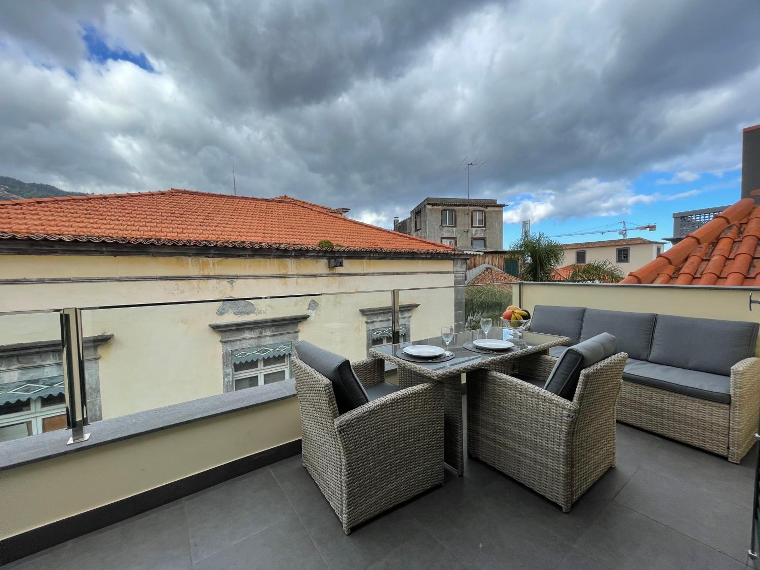 Living Funchal Apartments - Image 2