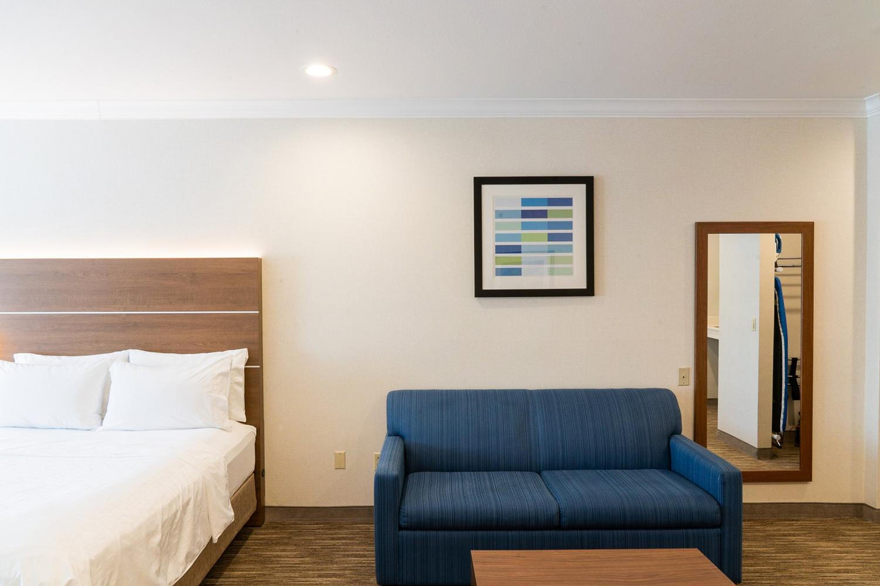 Holiday Inn Express Davis-University Area, an IHG Hotel - Property Image 19