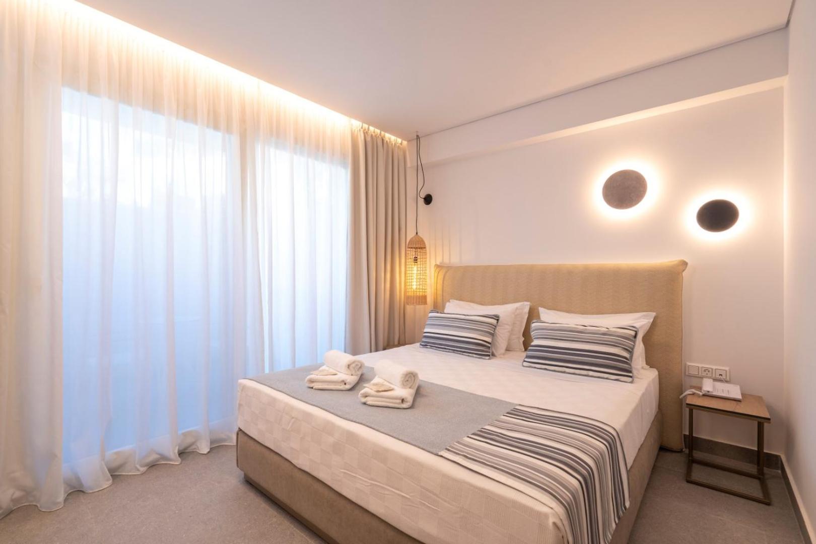 Mirablue Luxury Residences