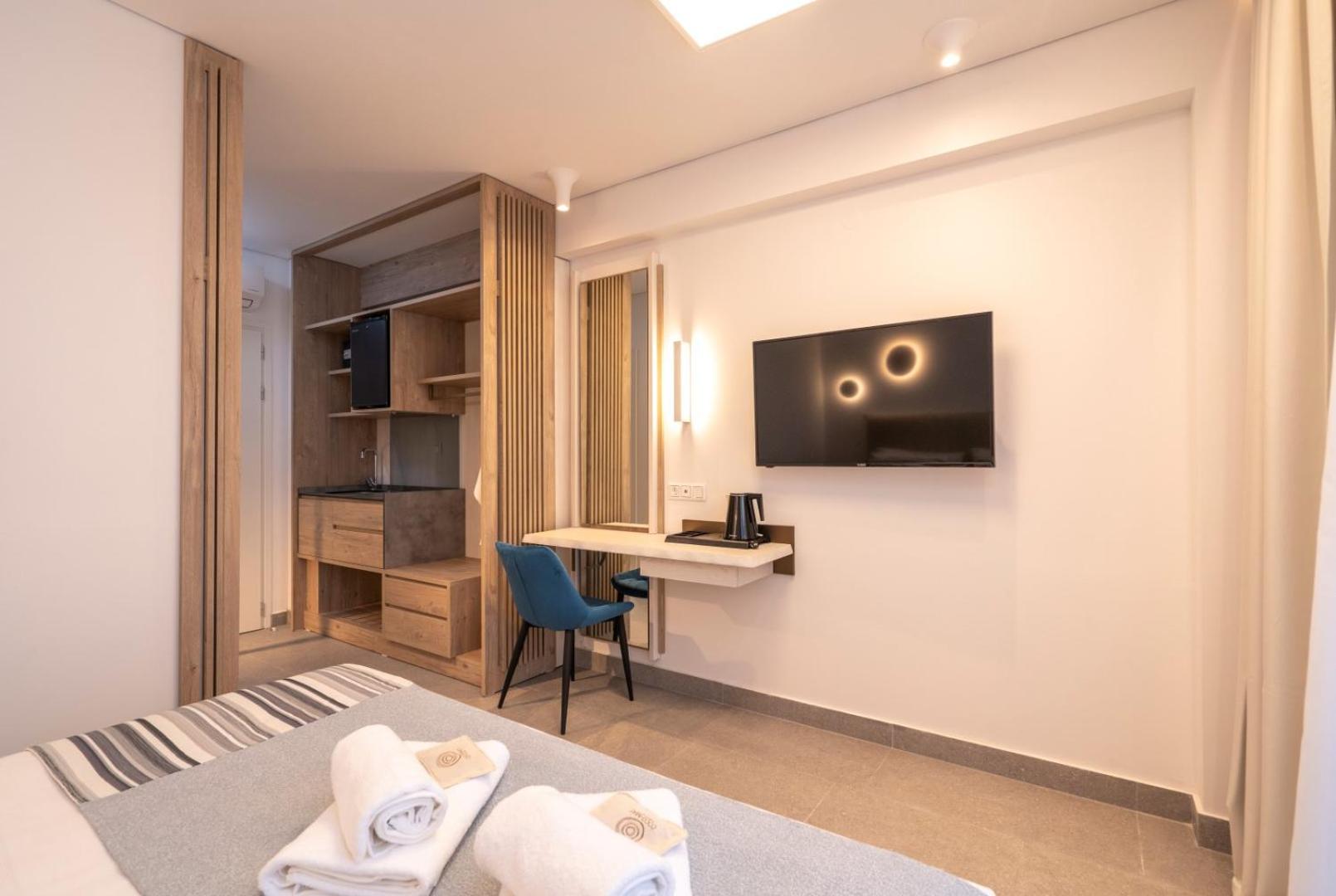 Mirablue Luxury Residences