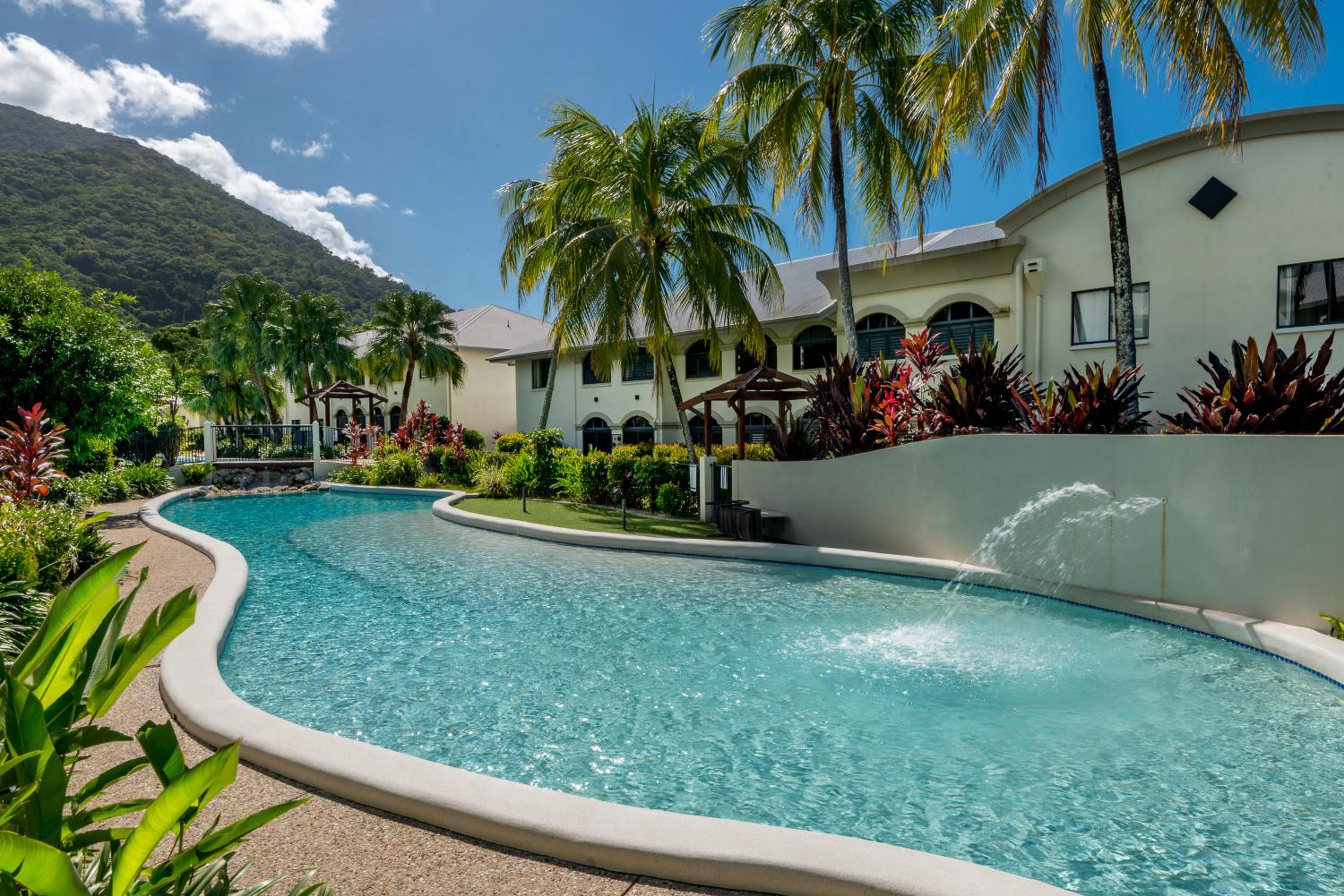 Privately Managed Apartments in Mango Resort Palm Cove