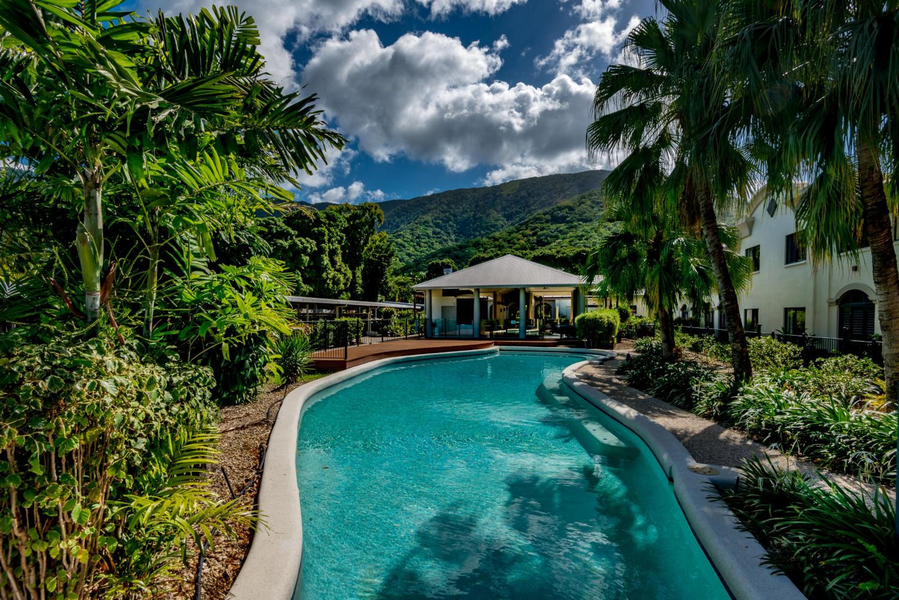 Privately Managed Apartments in Mango Resort Palm Cove