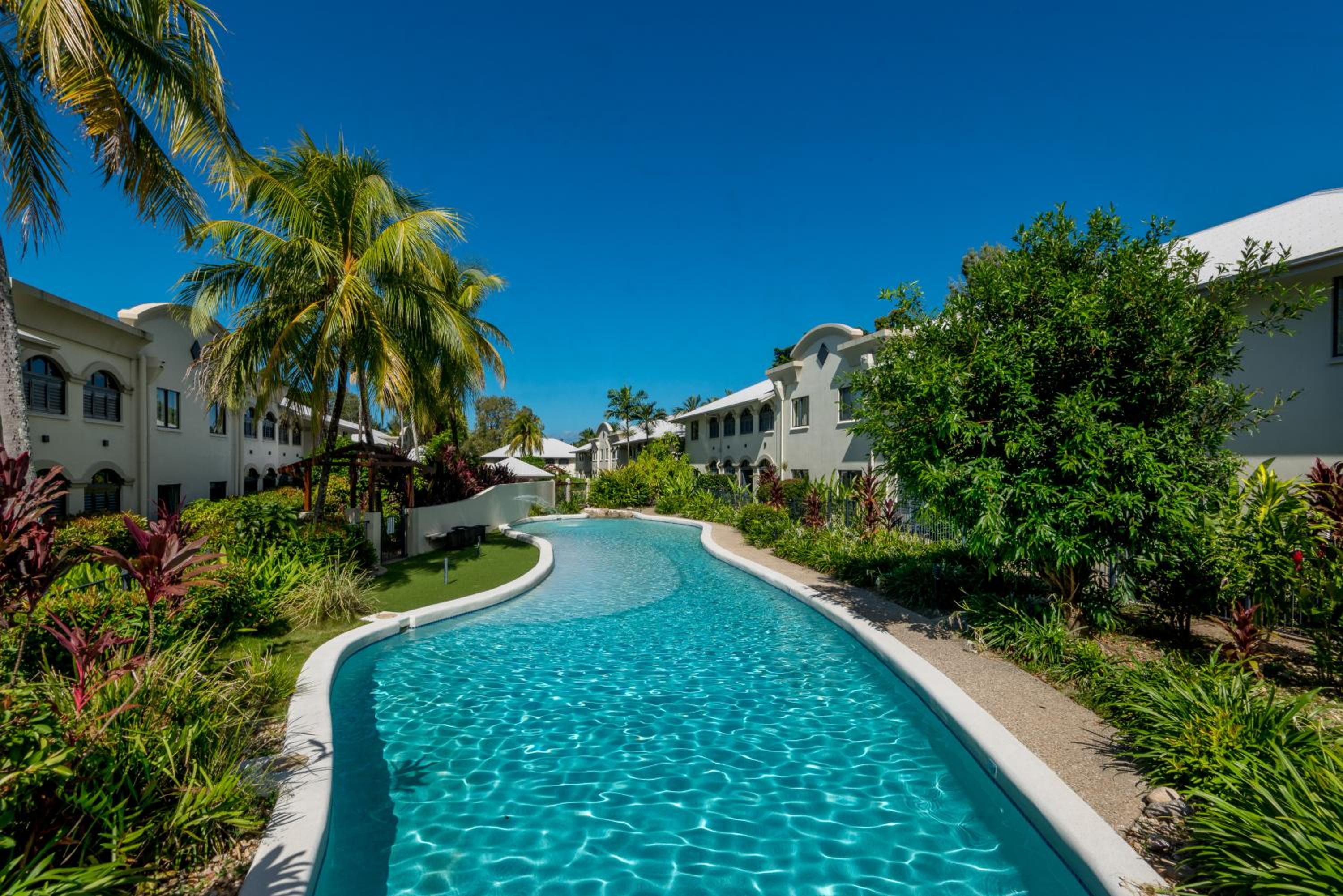 Privately Managed Apartments in Mango Resort Palm Cove