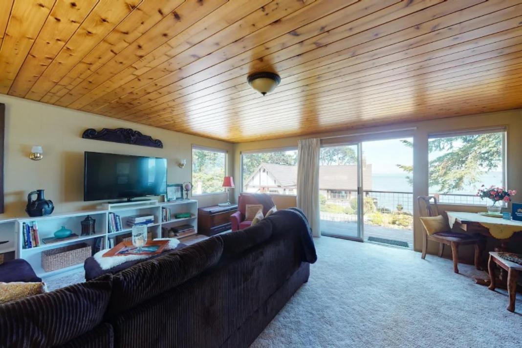 Private Beach - Book Port Ludlow Beach Cottage and Camper Together view 5