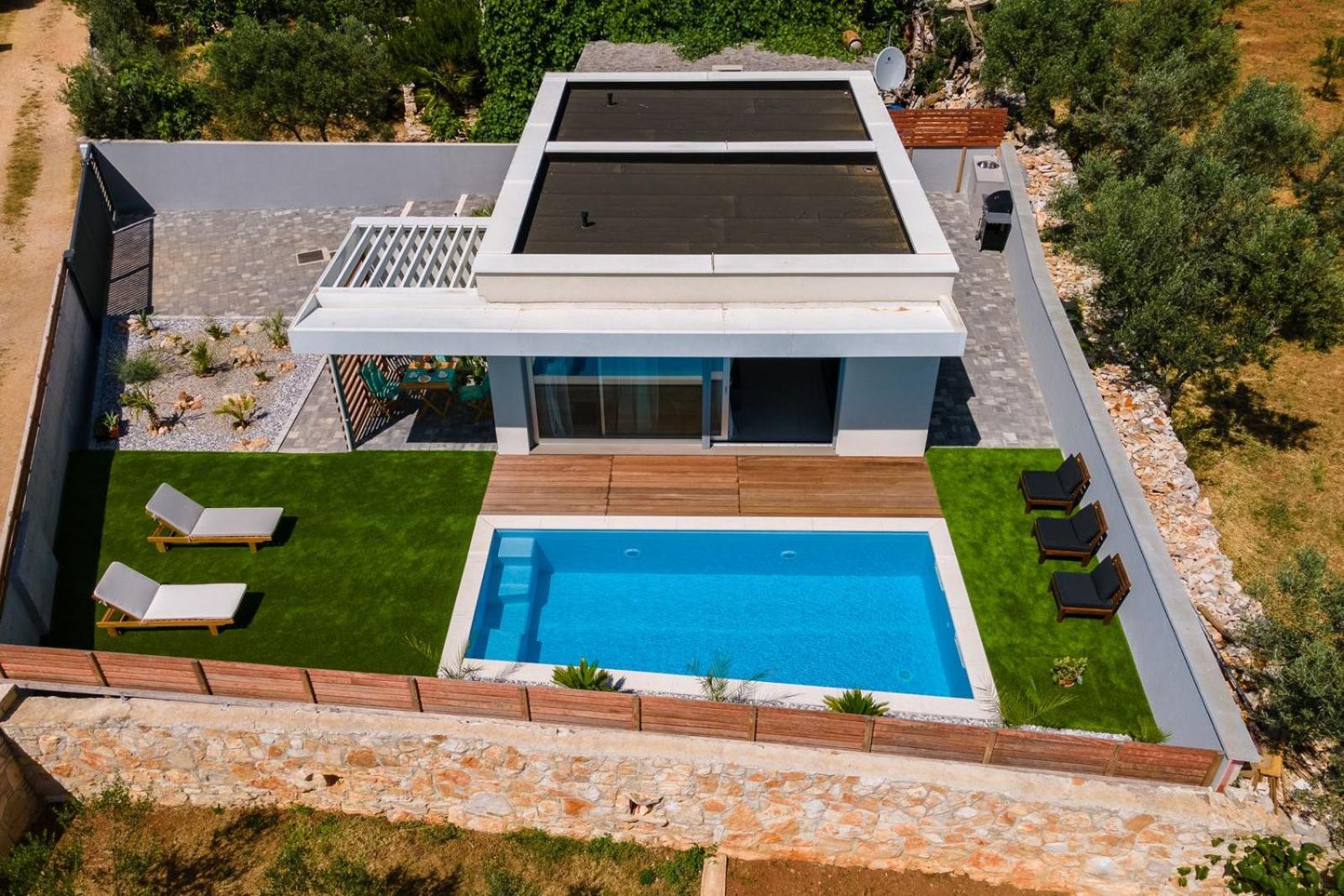Cubic view 2