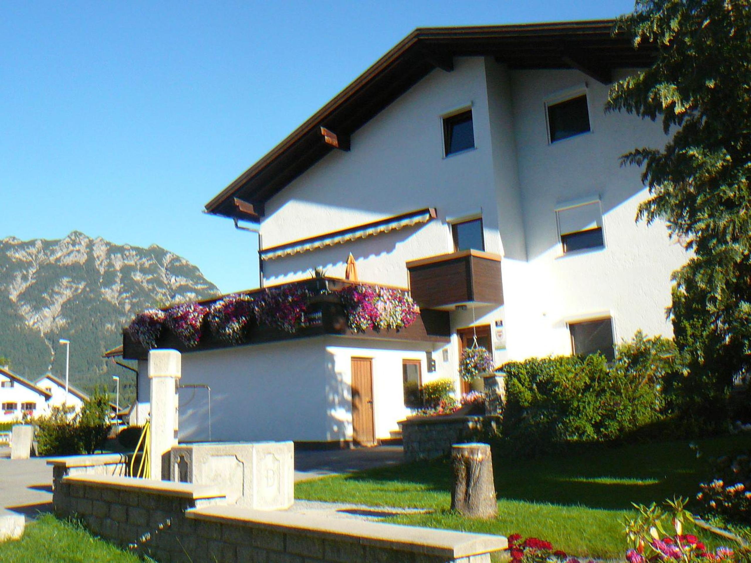 Photo 47