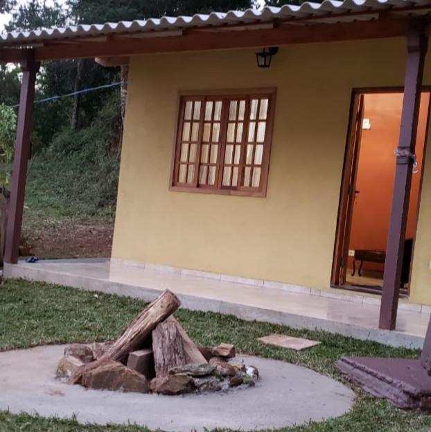 Cabana da Montanha - Sítio Pasangas