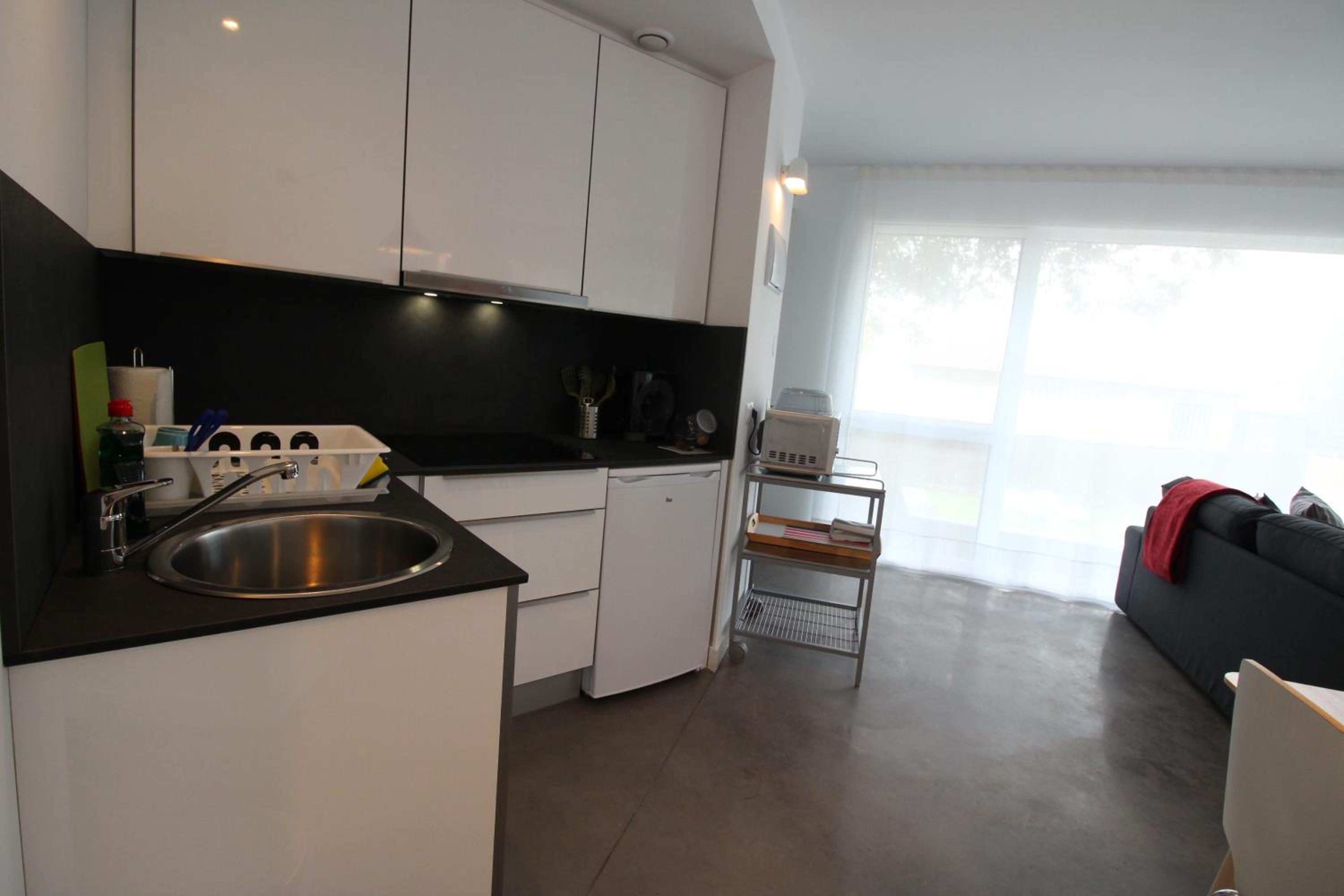 Apartamento 2 dormitorios con piscina y jardín - Apartamentos Montesomo